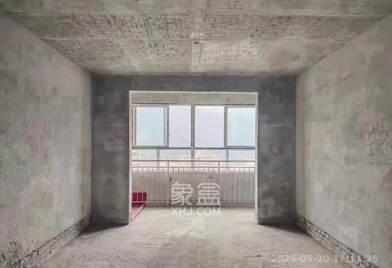 长房岭秀时代  5室2厅2卫    1800.0元/月 长房岭秀时代  5室2厅2卫    1800.0元/月