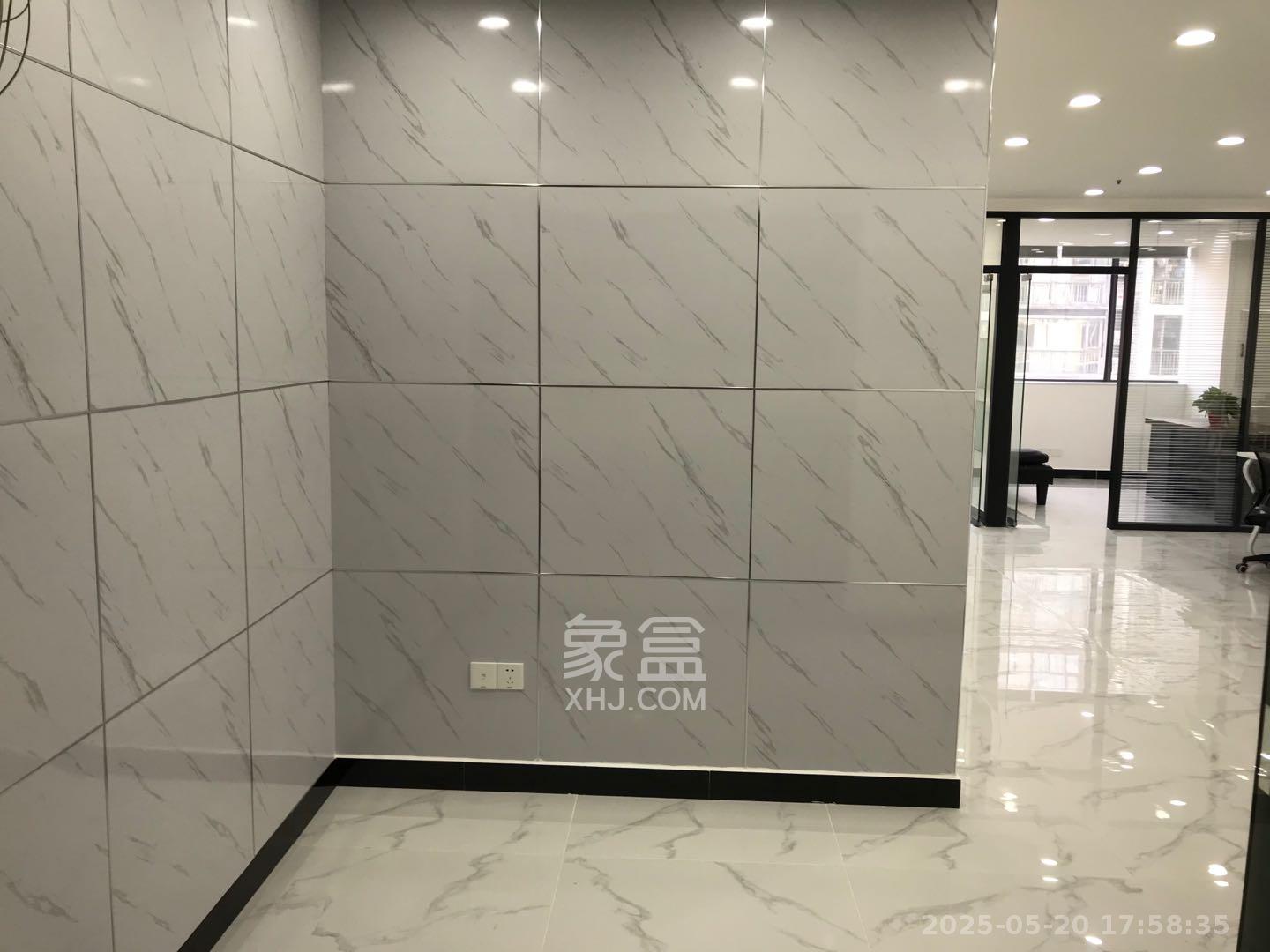 湘域中央  1室1厅1卫   6000.00元/月室内图
