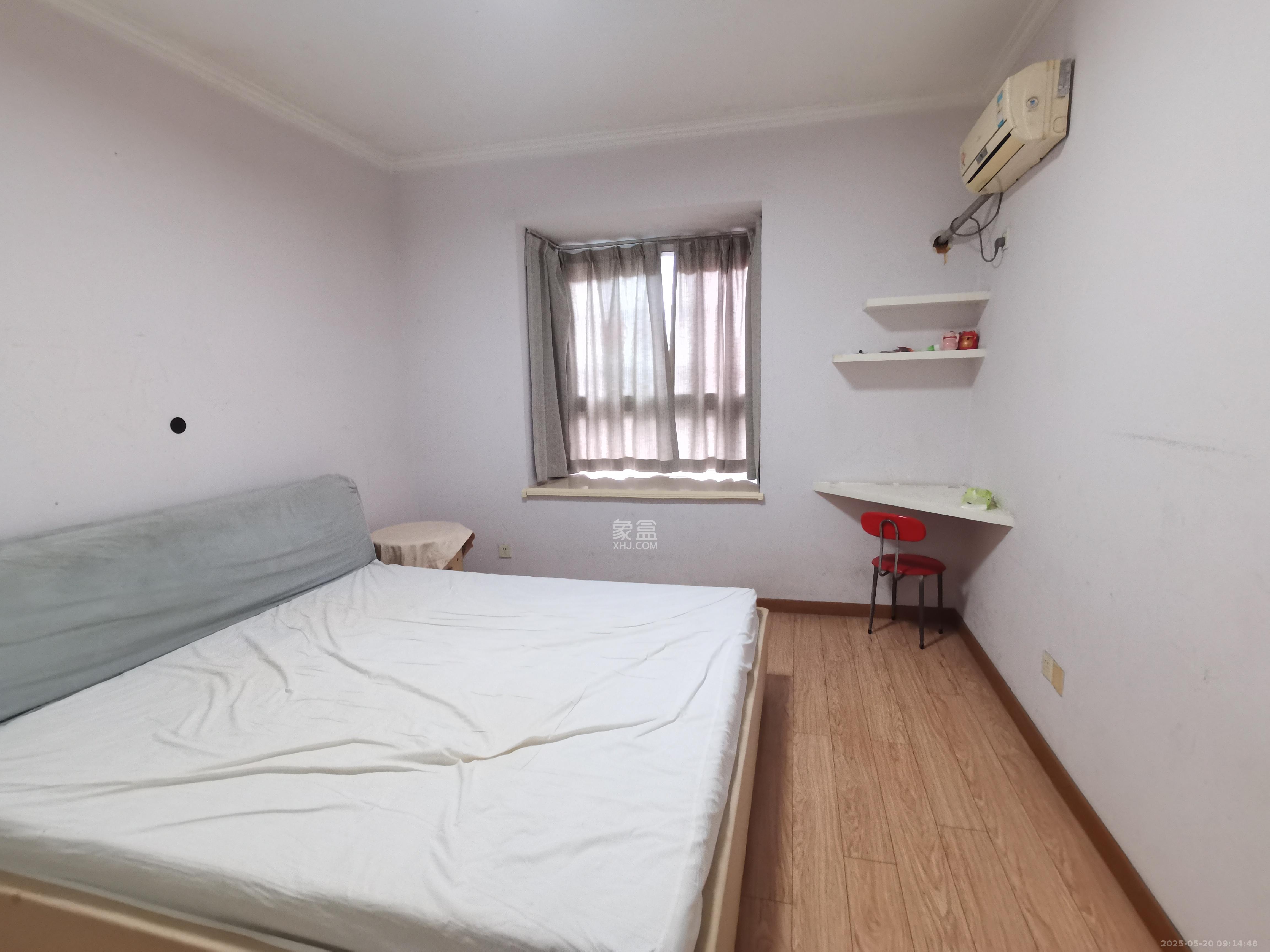 一品东庭  2室2厅1卫   2200.00元/月室内图
