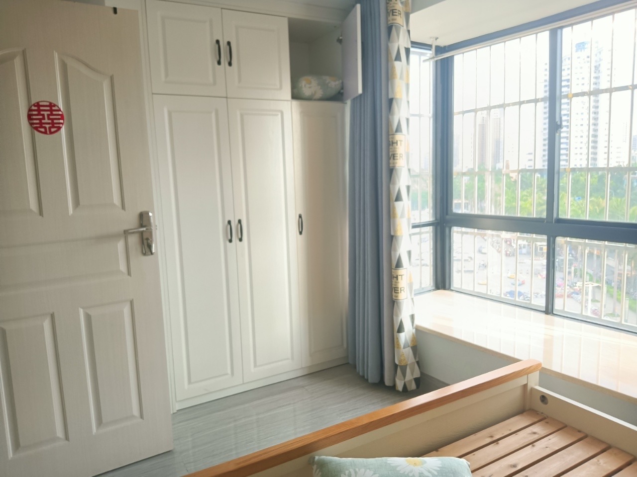 加州阳光 2室1厅1卫 1500.0元/月 加州阳光 2室1厅1卫 1500.0元/月室内图