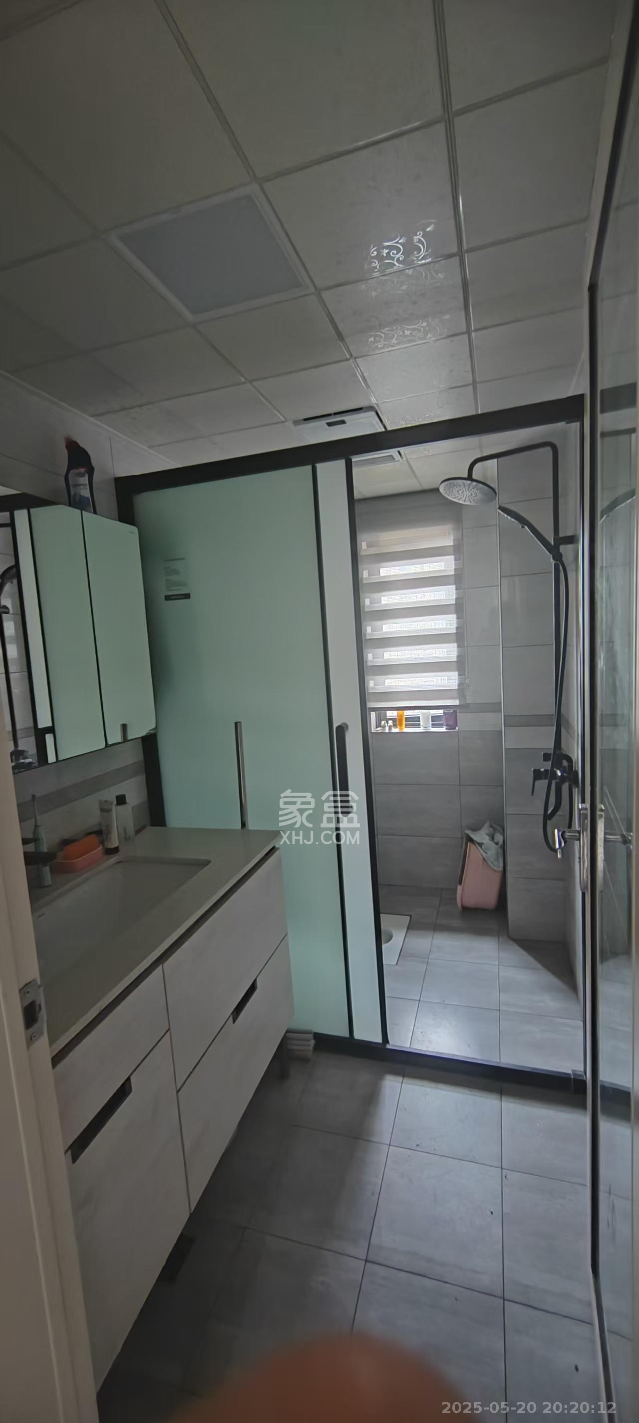中建嘉和城  4室2厅1卫   2200.00元/月室内图