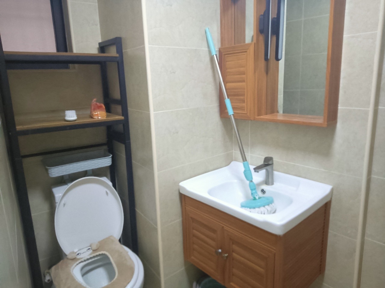 加州阳光 2室1厅1卫 1500.0元/月 加州阳光 2室1厅1卫 1500.0元/月室内图