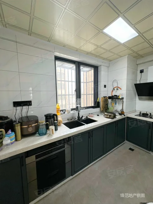 宝顺豪苑 1室1厅1卫 80.00万 宝顺豪苑 1室1厅1卫 80.00万室内图