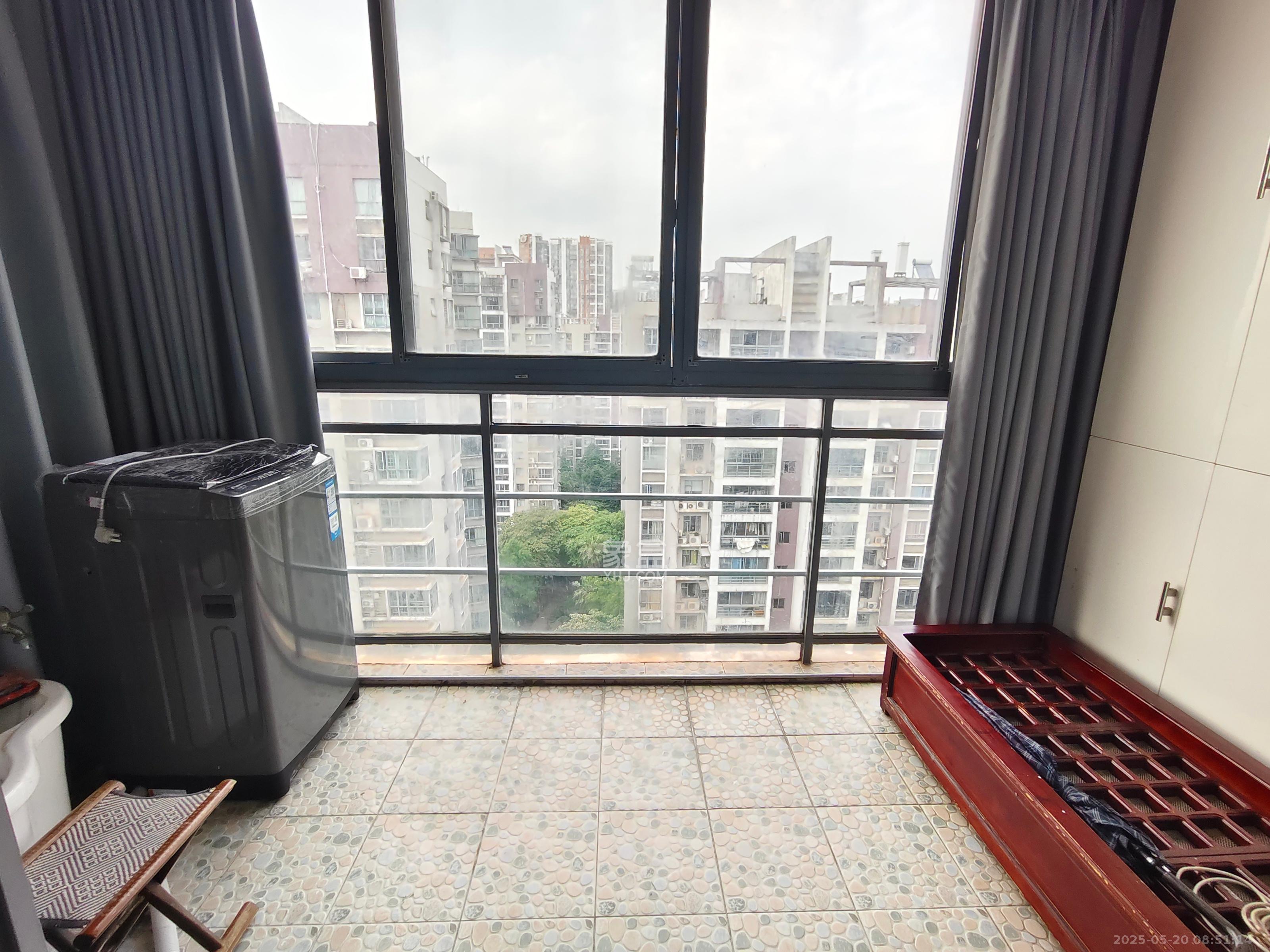 银港水晶城  3室2厅2卫   2800.00元/月室内图