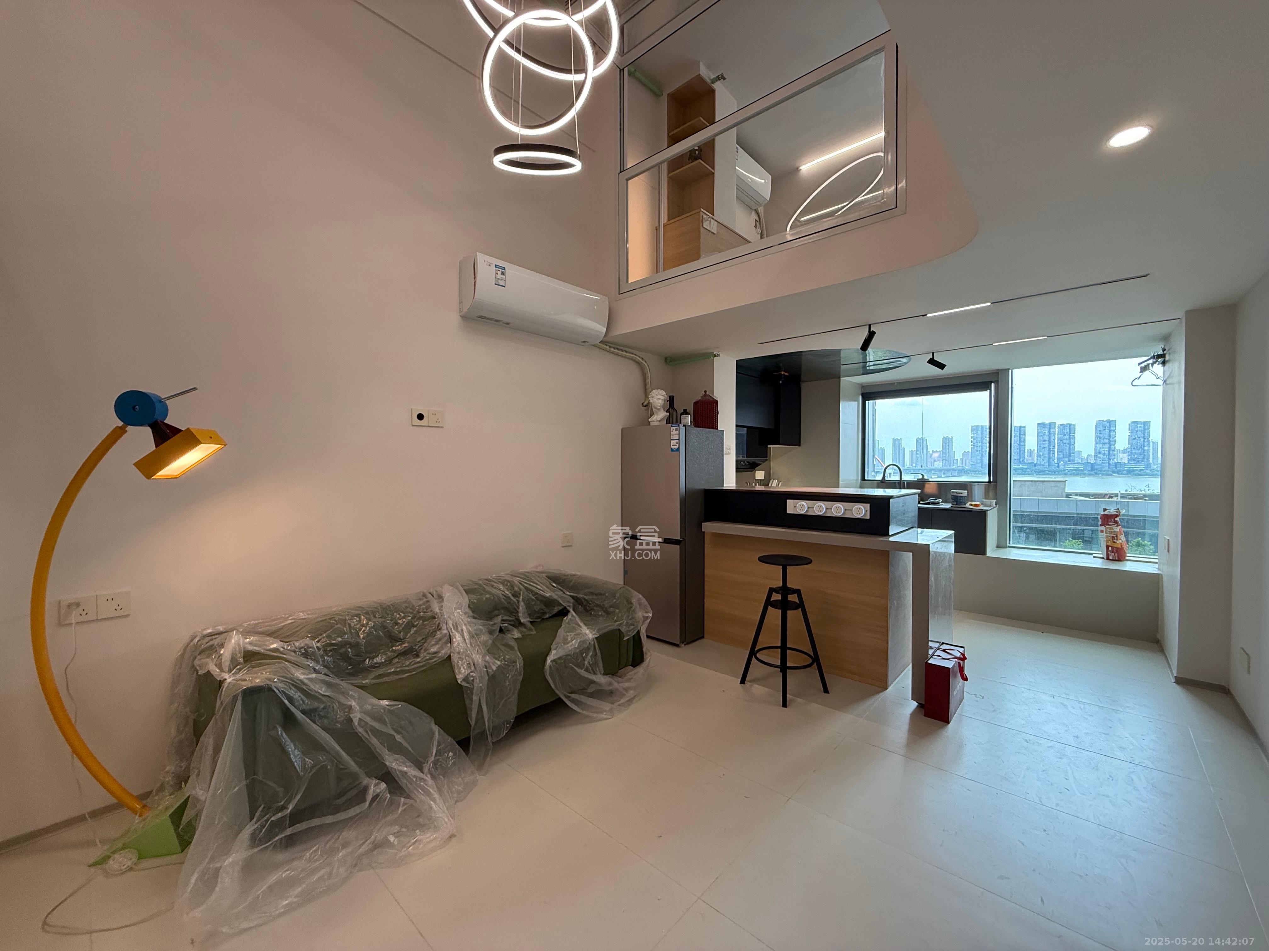 复地滨江金融中心 2室1厅1卫 3200.0元/月 复地滨江金融中心 2室1厅1卫 3200.0元/月室内图