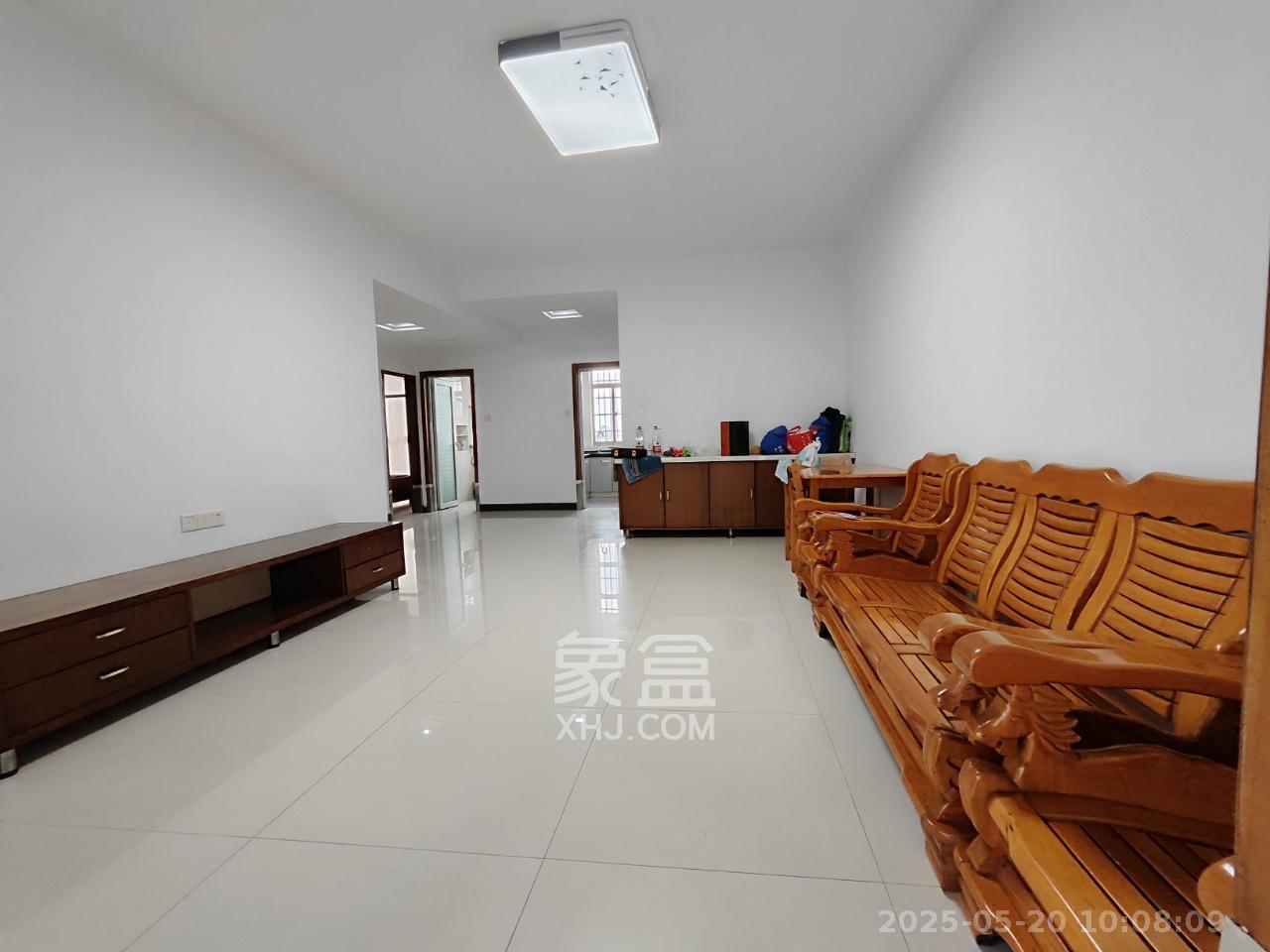 向阳湖安置小区 3室2厅1卫 3600.0元/月 向阳湖安置小区 3室2厅1卫 3600.0元/月室内图