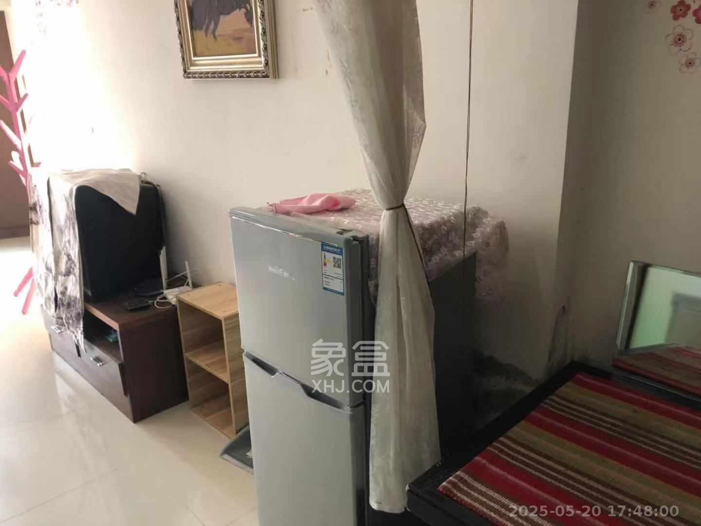 三万英尺  1室1厅1卫   1400.00元/月室内图