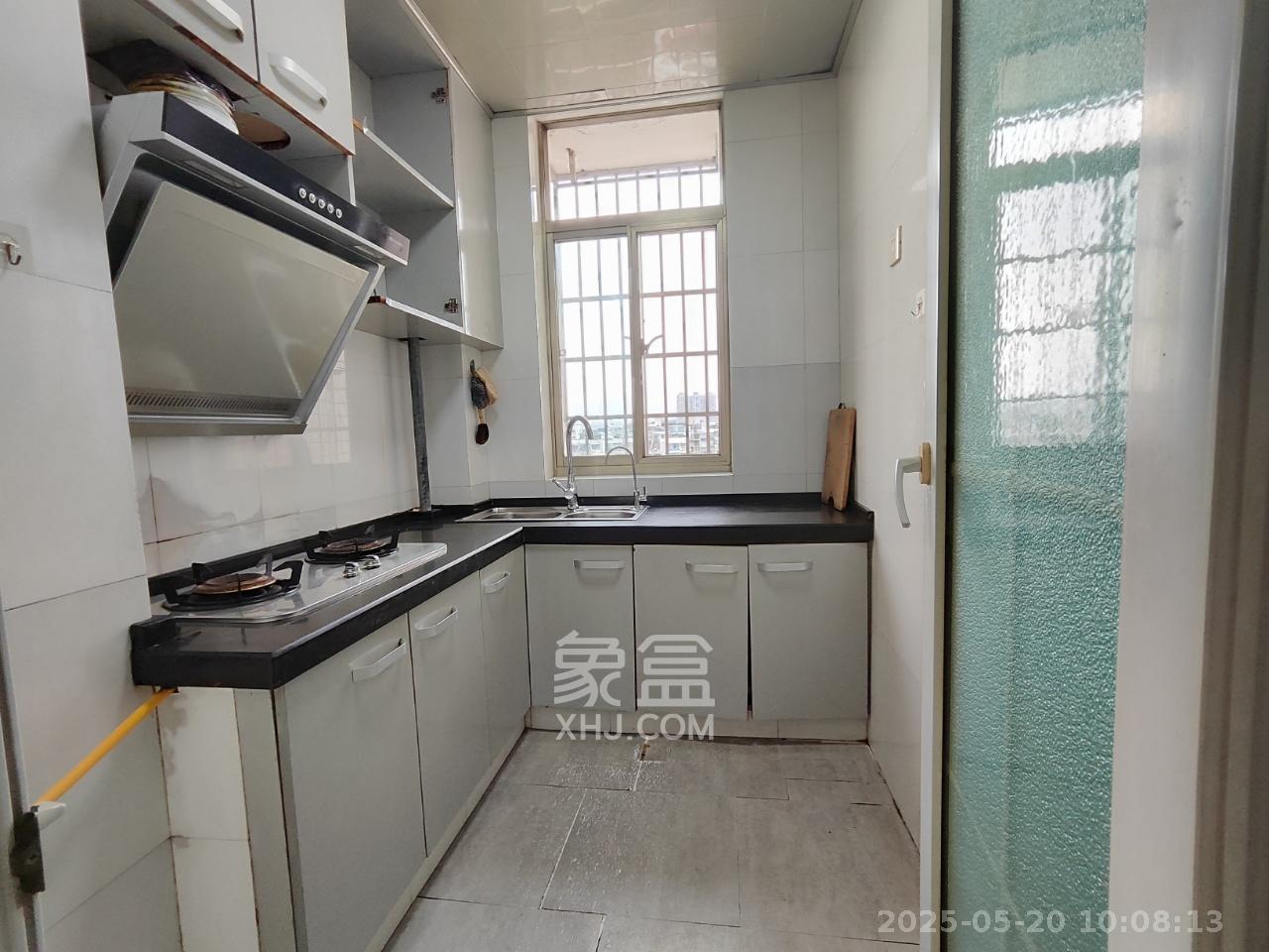 向阳湖安置小区 3室2厅1卫 3600.0元/月 向阳湖安置小区 3室2厅1卫 3600.0元/月室内图