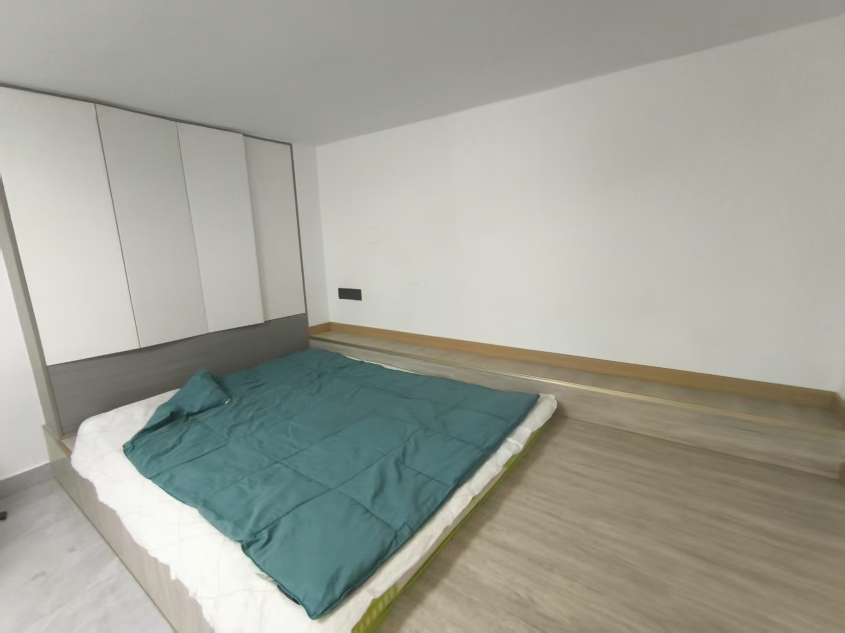 船山公馆  1室0厅0卫   2300.00元/月室内图