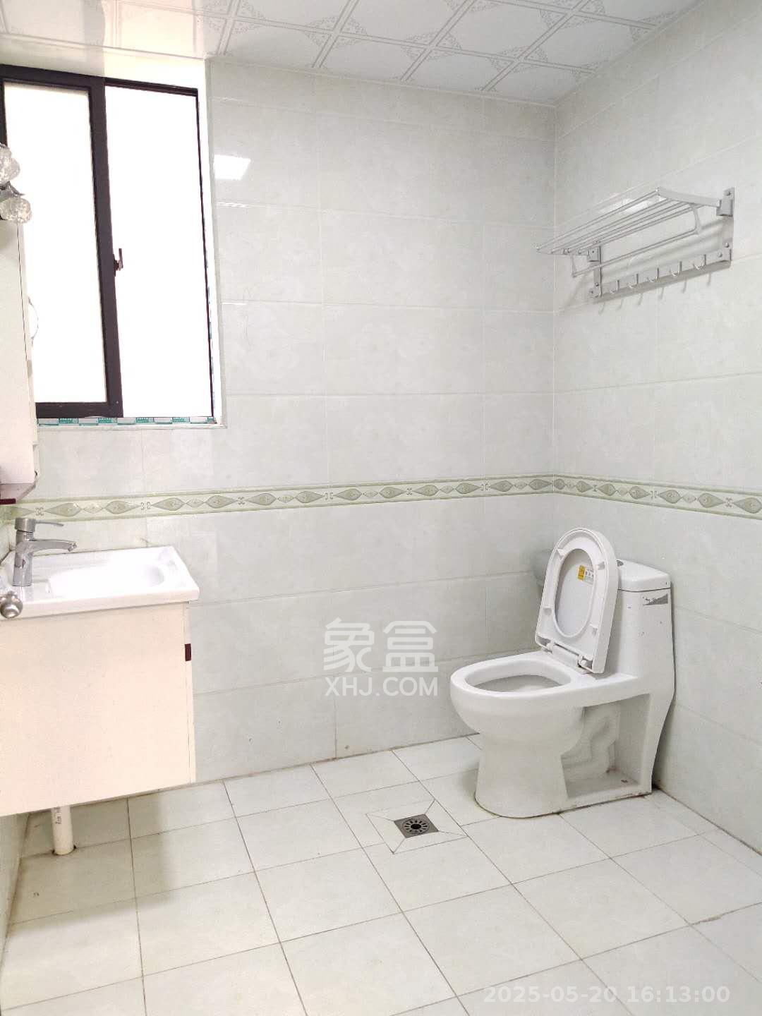 长房时代城  3室2厅2卫    3200.0元/月室内图