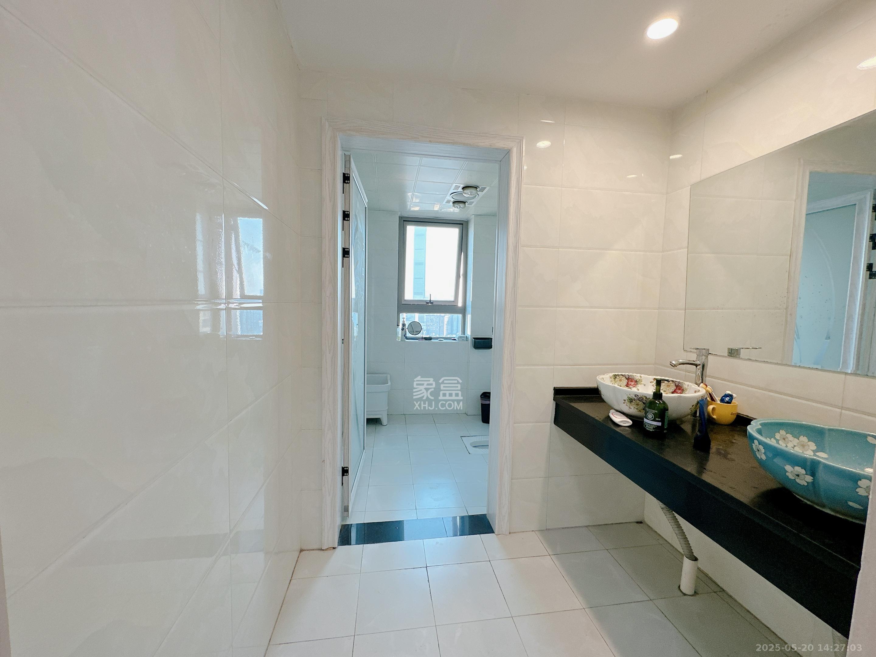 潮宗御苑 4室2厅2卫 6800.0元/月 潮宗御苑 4室2厅2卫 6800.0元/月室内图