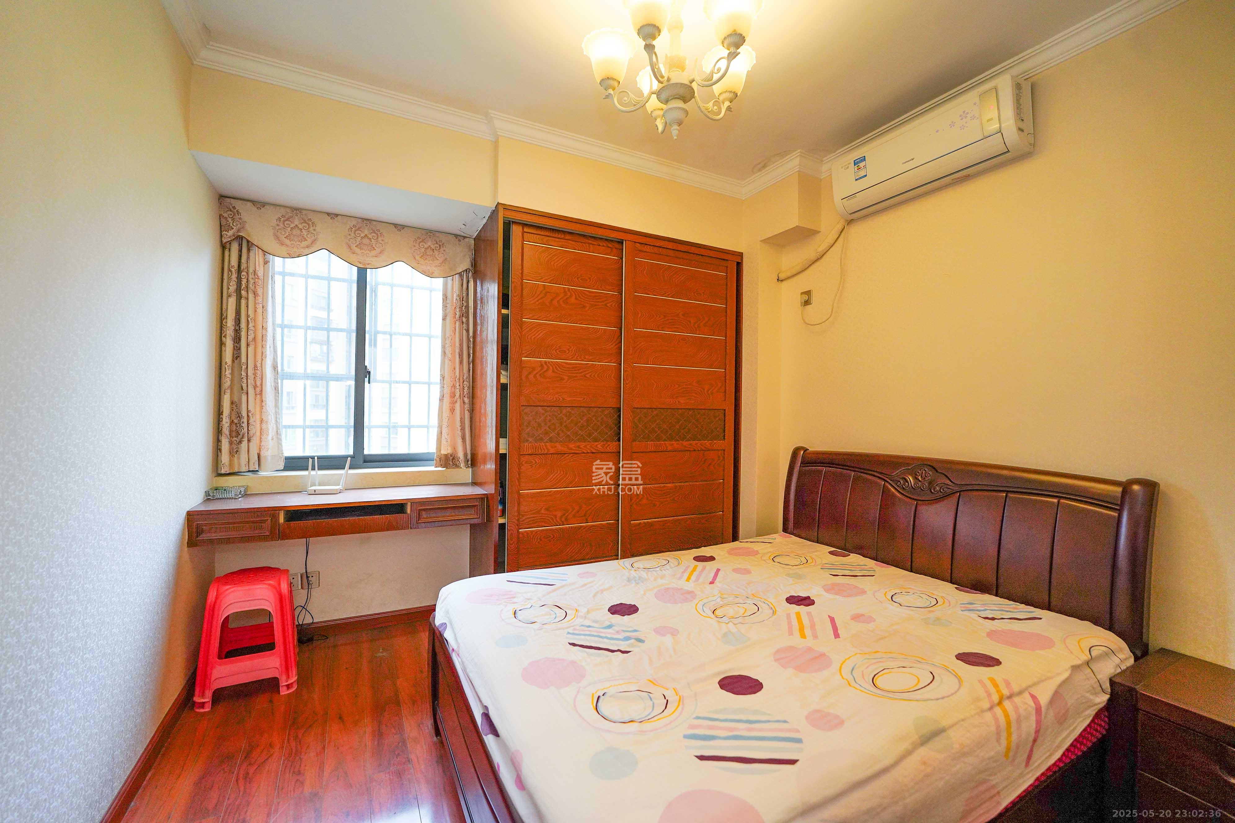 五矿紫湖香醍 4室2厅2卫 124.0万 五矿紫湖香醍 4室2厅2卫 124.0万卧室