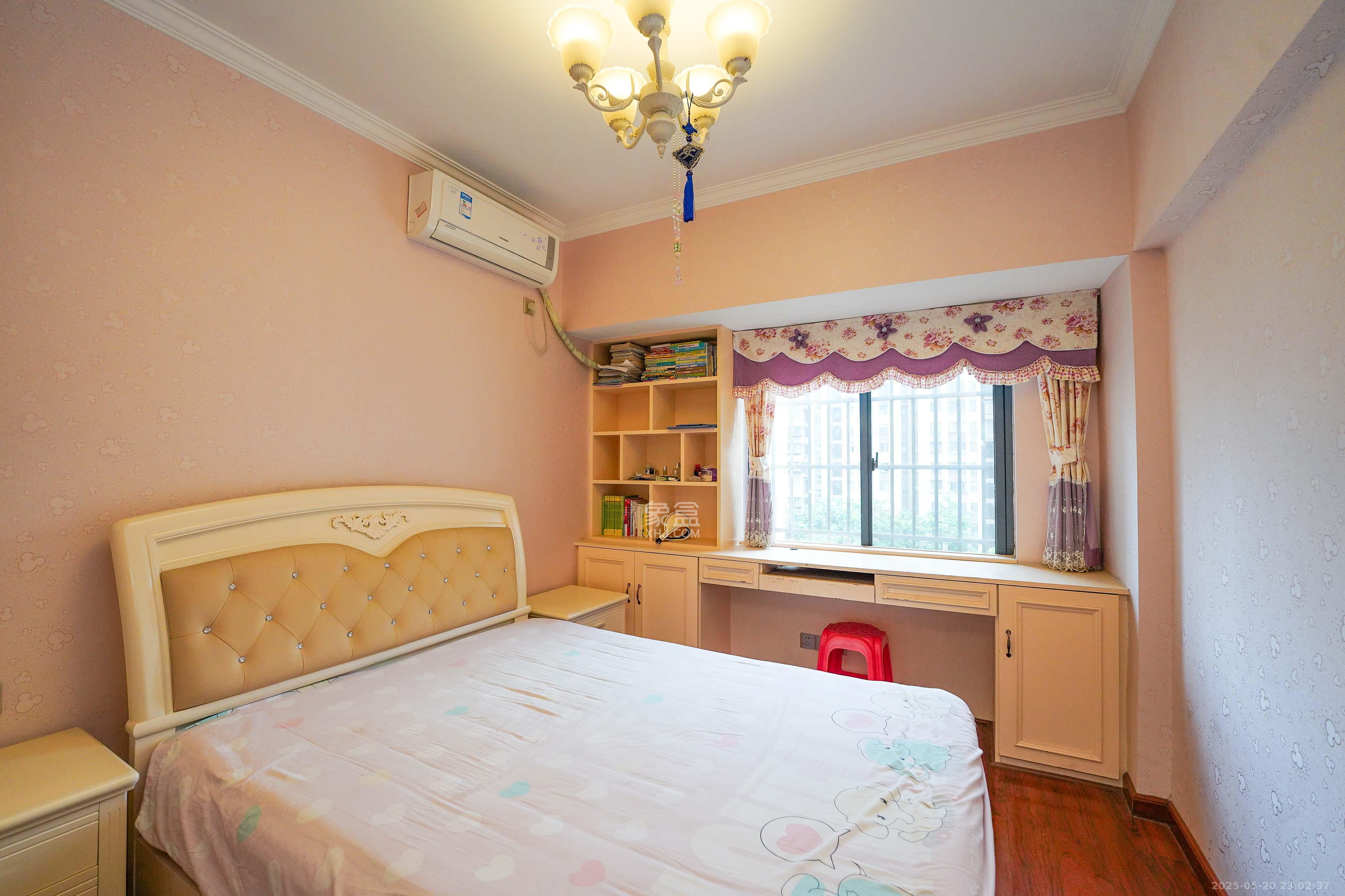 五矿紫湖香醍 4室2厅2卫 124.0万 五矿紫湖香醍 4室2厅2卫 124.0万卧室