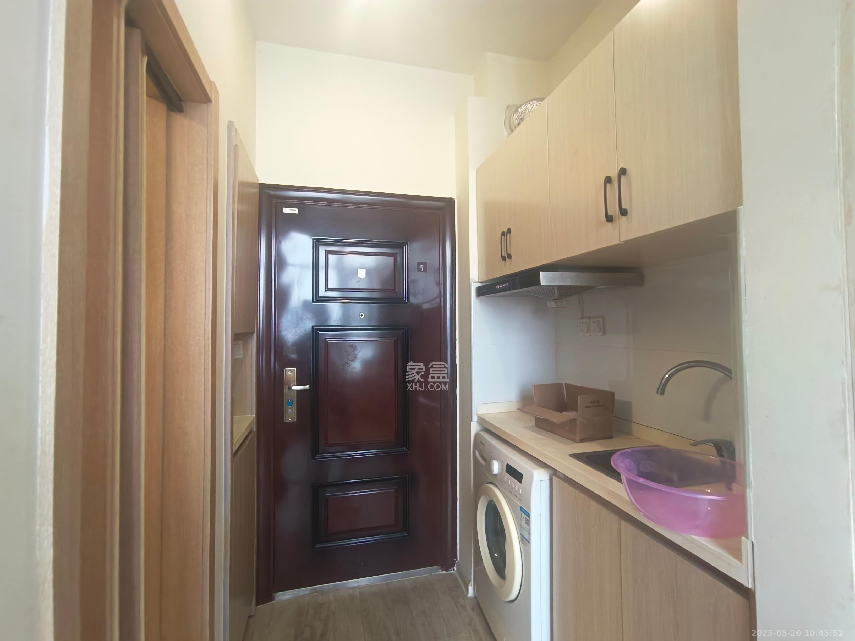 兰亭湾畔 1室1厅1卫 950.0元/月 兰亭湾畔 1室1厅1卫 950.0元/月室内图