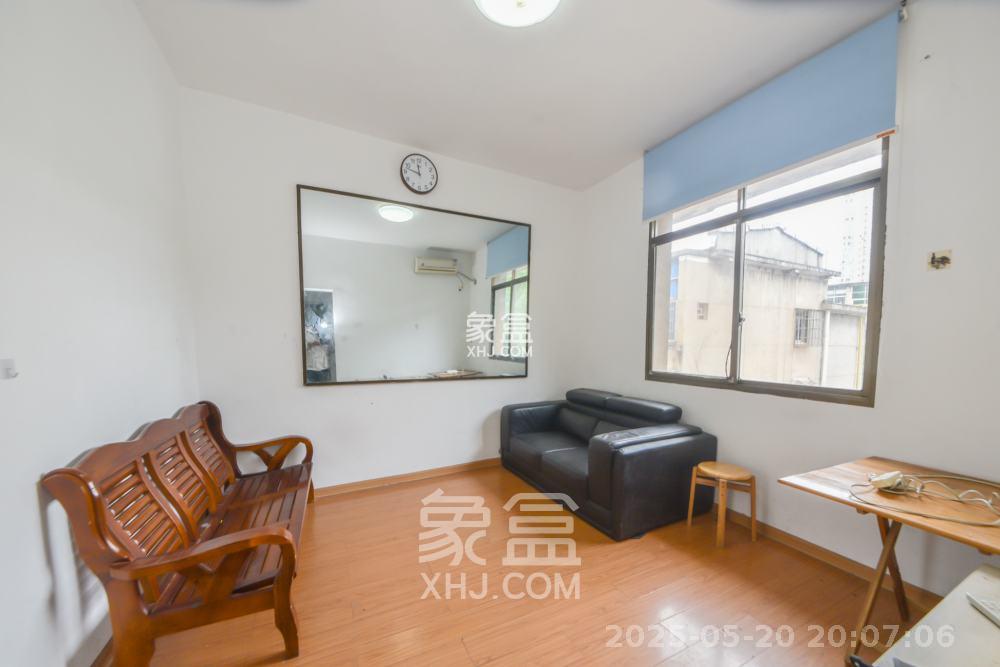 东塘电力院 2室1厅1卫 2000.0元/月 东塘电力院 2室1厅1卫 2000.0元/月室内图