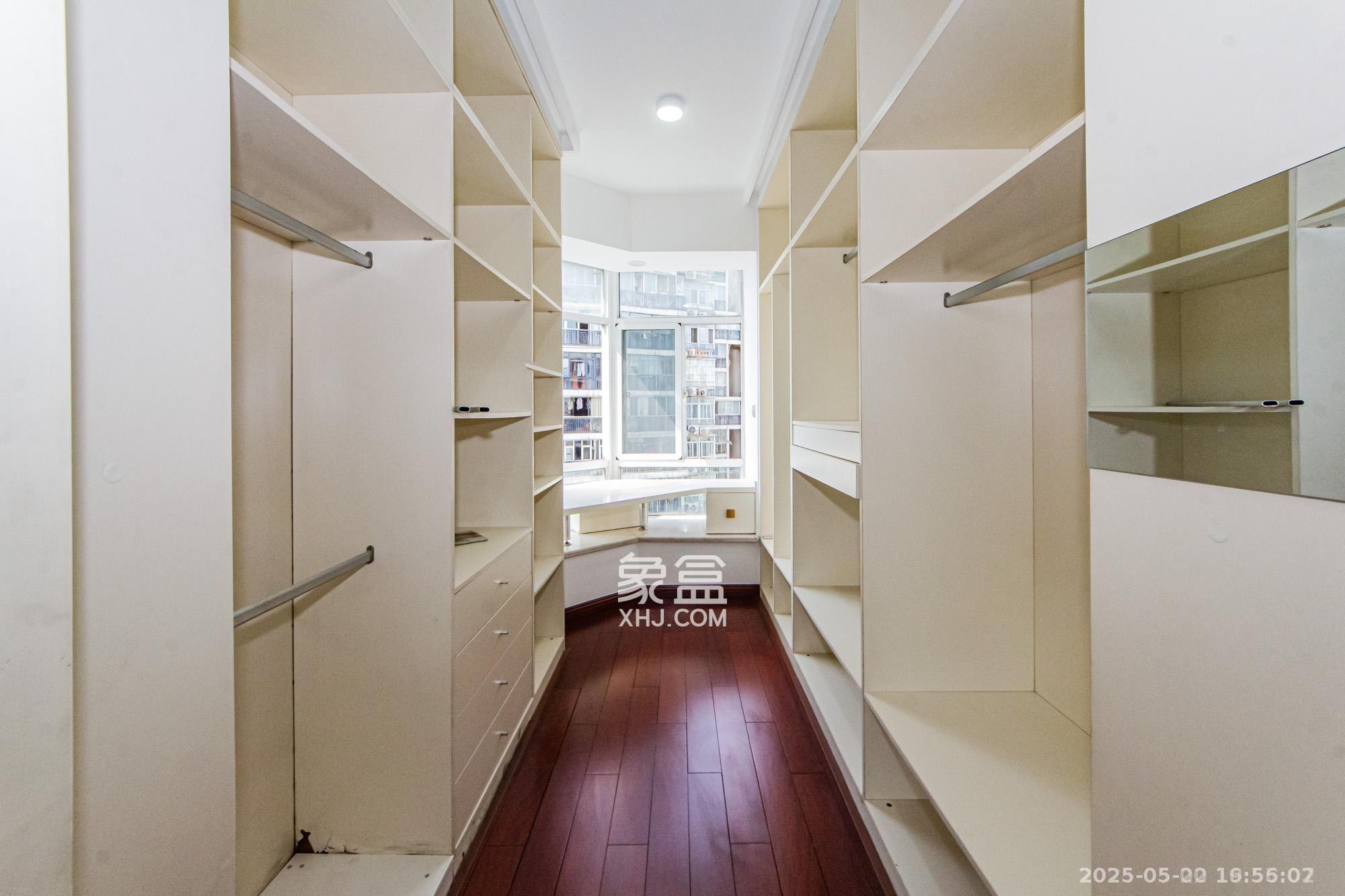 顺天黄金海岸 3室1厅2卫 3000.0元/月 顺天黄金海岸 3室1厅2卫 3000.0元/月室内图