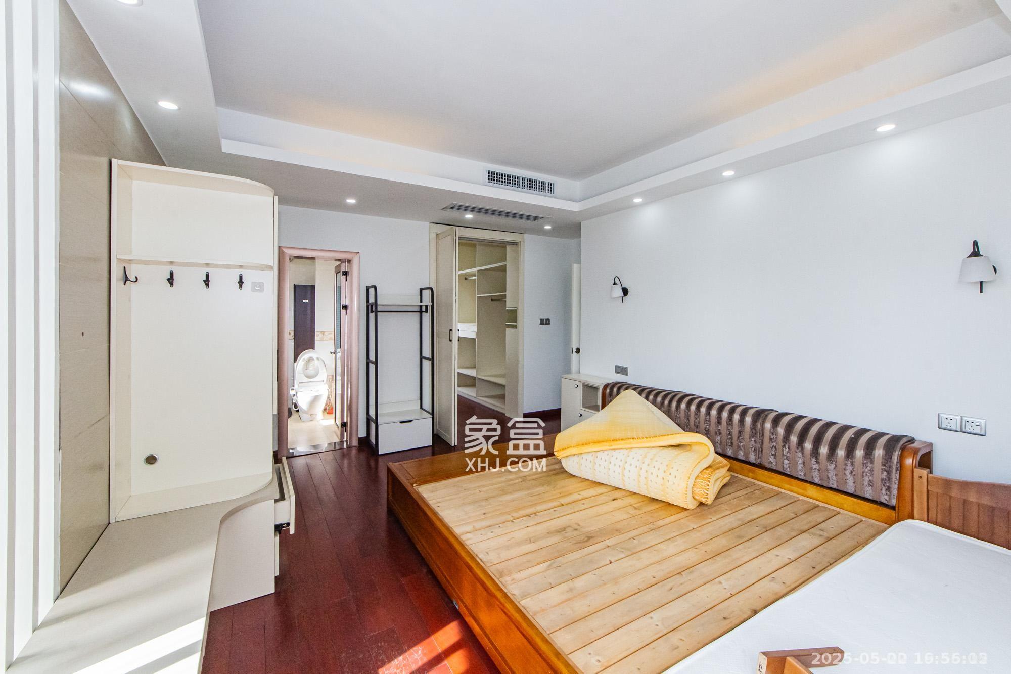 顺天黄金海岸 3室1厅2卫 3000.0元/月 顺天黄金海岸 3室1厅2卫 3000.0元/月室内图