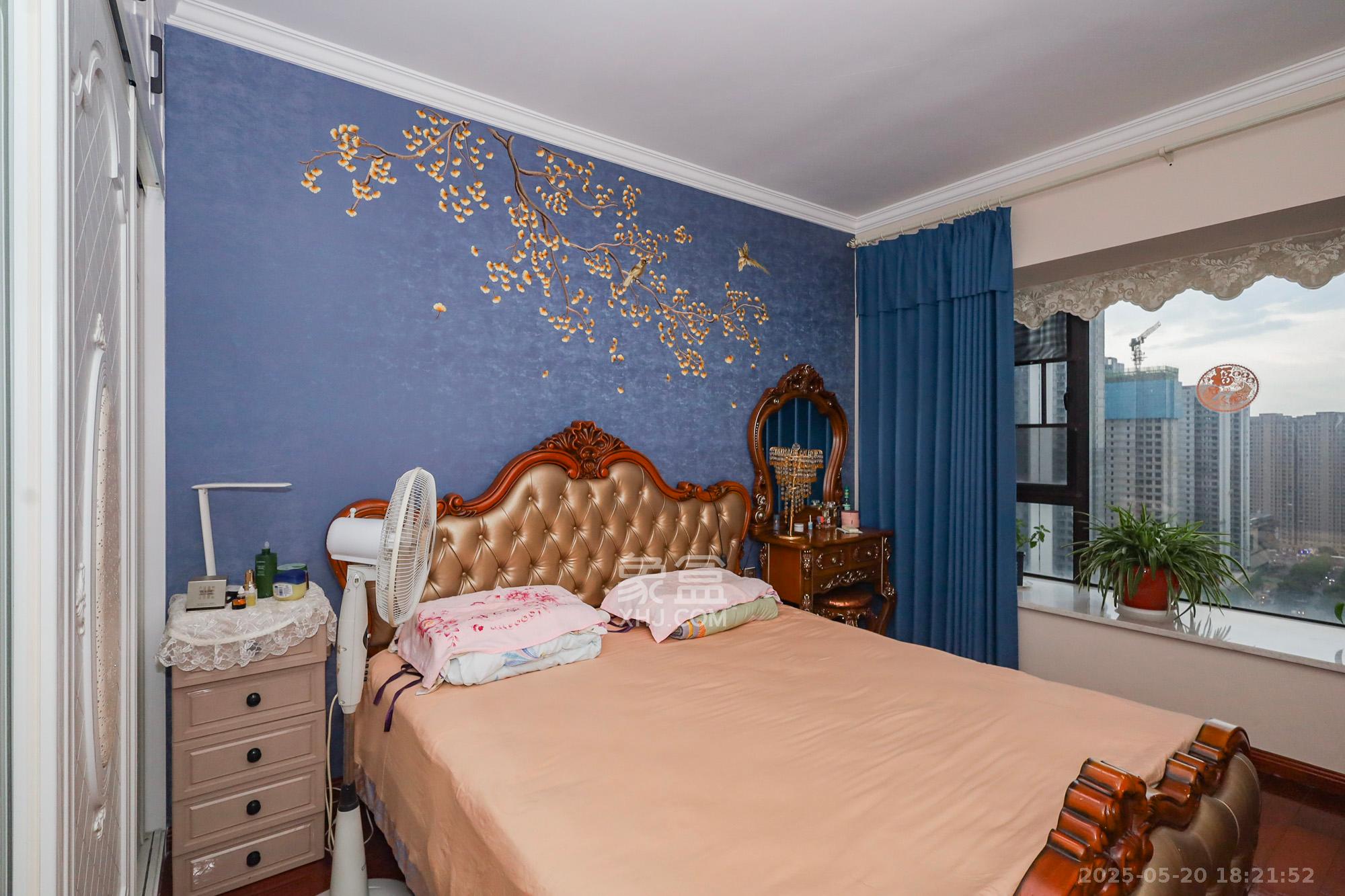 钰龙天下二期(钰龙佳园) 3室2厅2卫 278.0万 钰龙天下二期(钰龙佳园) 3室2厅2卫 278.0万卧室