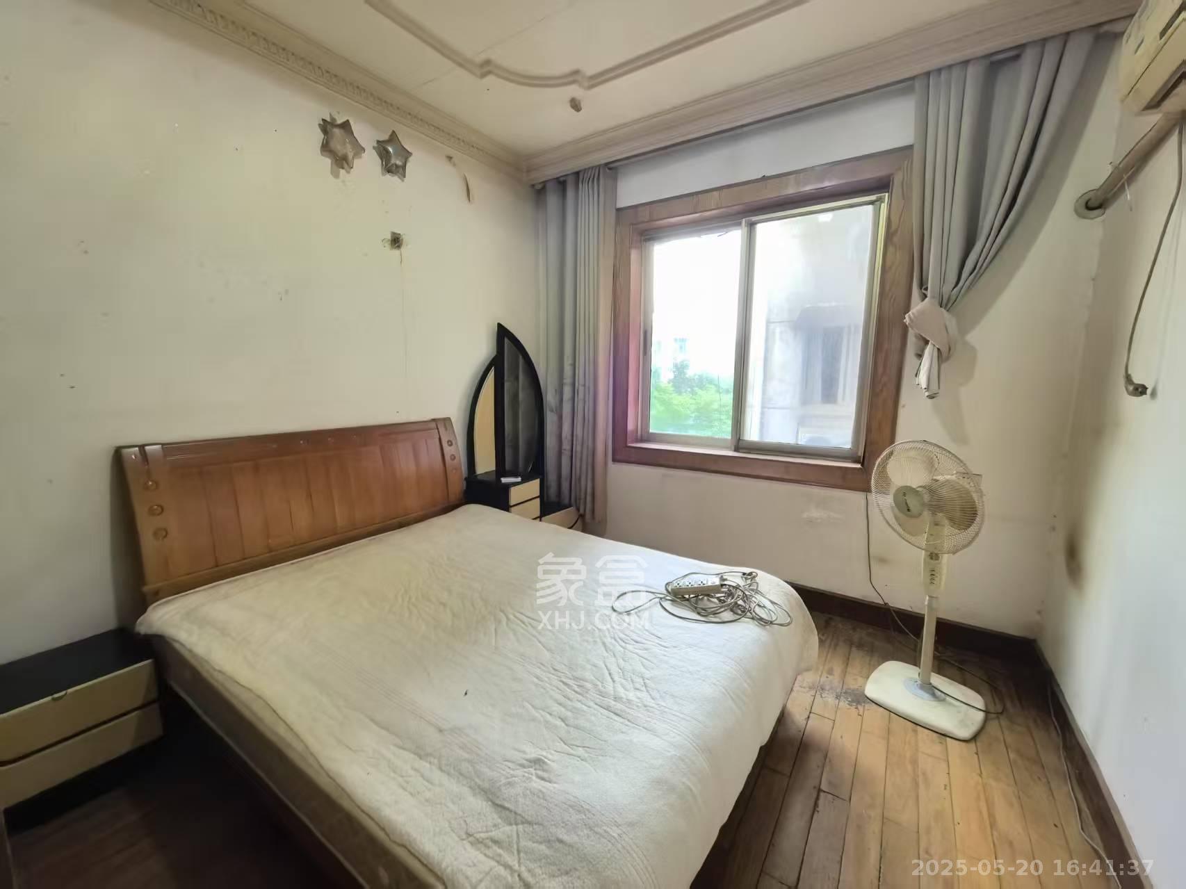 三印宿舍 2室2厅1卫 1000.0元/月 三印宿舍 2室2厅1卫 1000.0元/月室内图