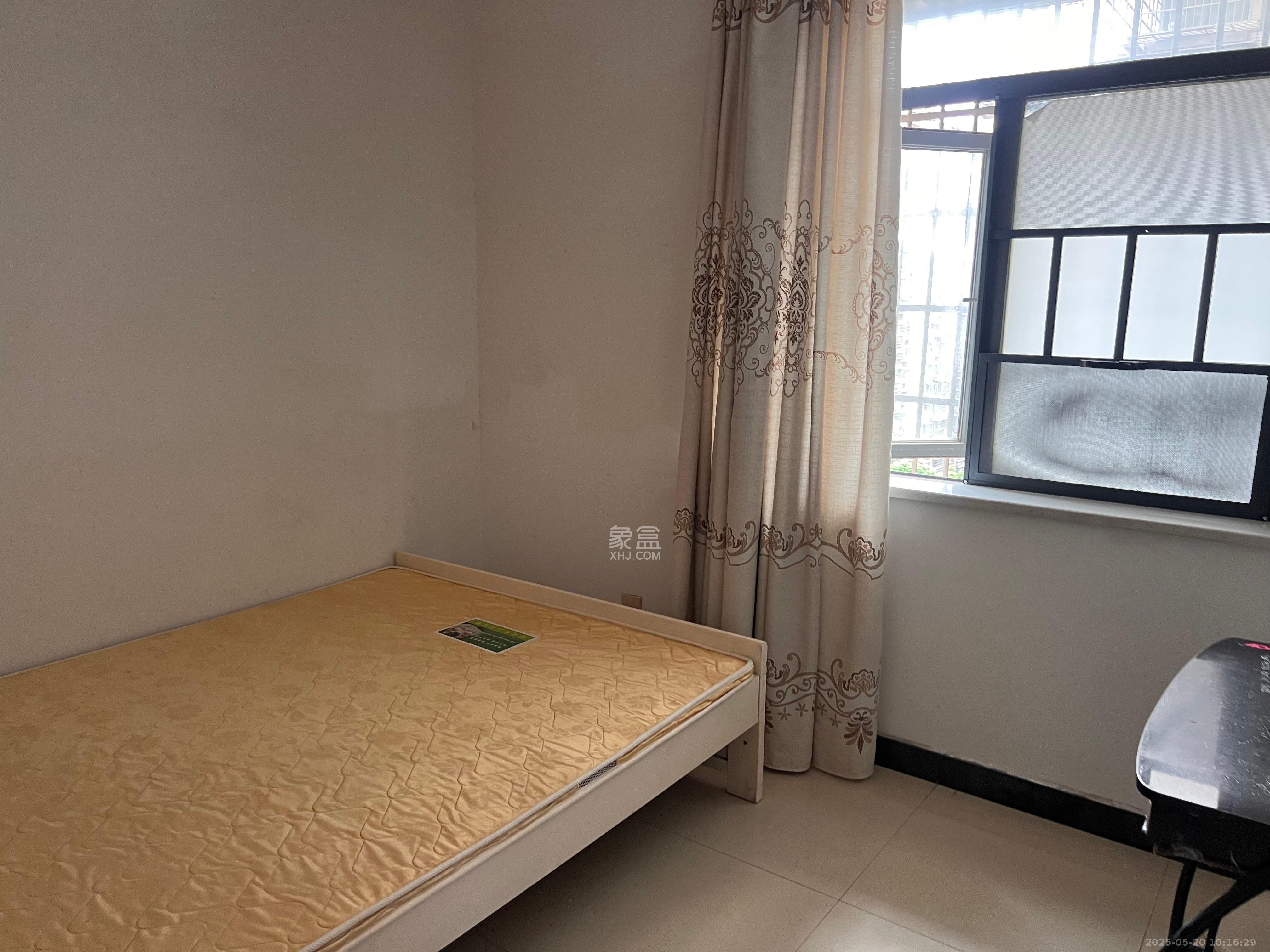 茶山馨苑  5室2厅1卫   2700.00元/月室内图