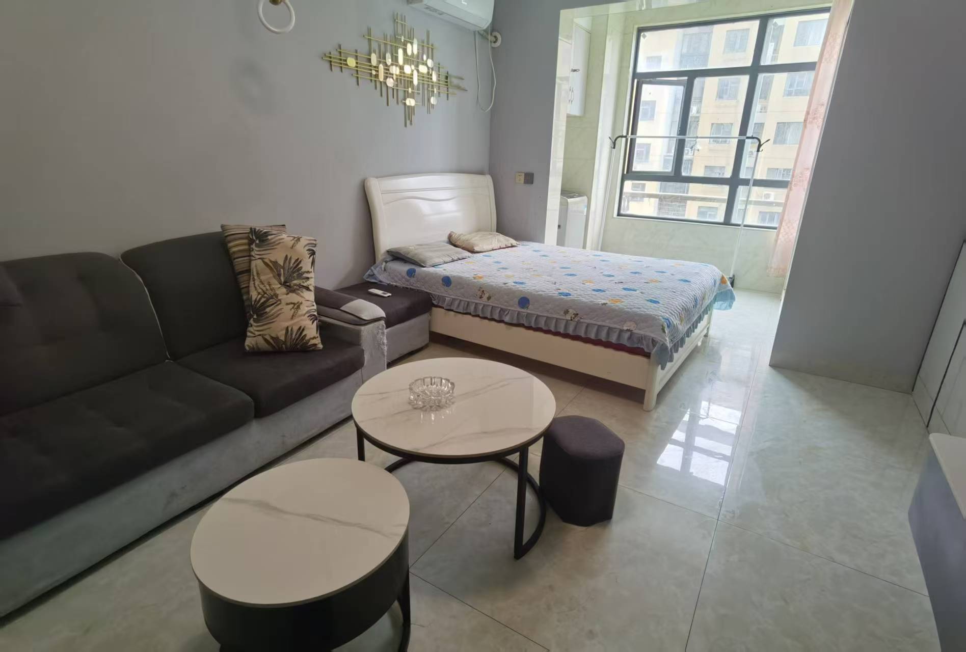 梓山湖公馆 1室1厅1卫 1300.0元/月 梓山湖公馆 1室1厅1卫 1300.0元/月室内图