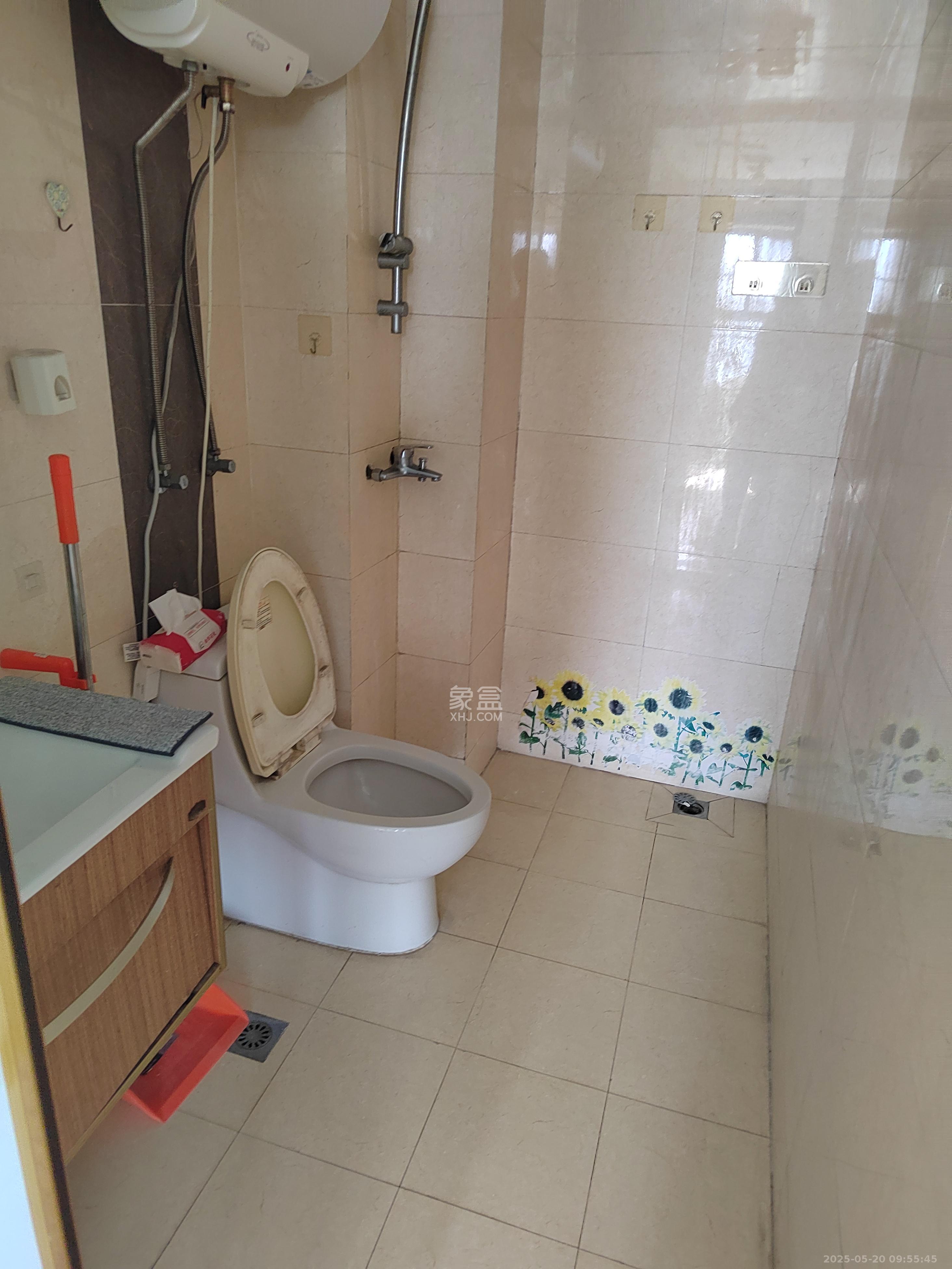 环宇天地、中海地产(中信城市广场二期) 2室1厅1卫 1900.0元/月 环宇天地、中海地产(中信城市广场二期) 2室1厅1卫 1900.0元/月室内图