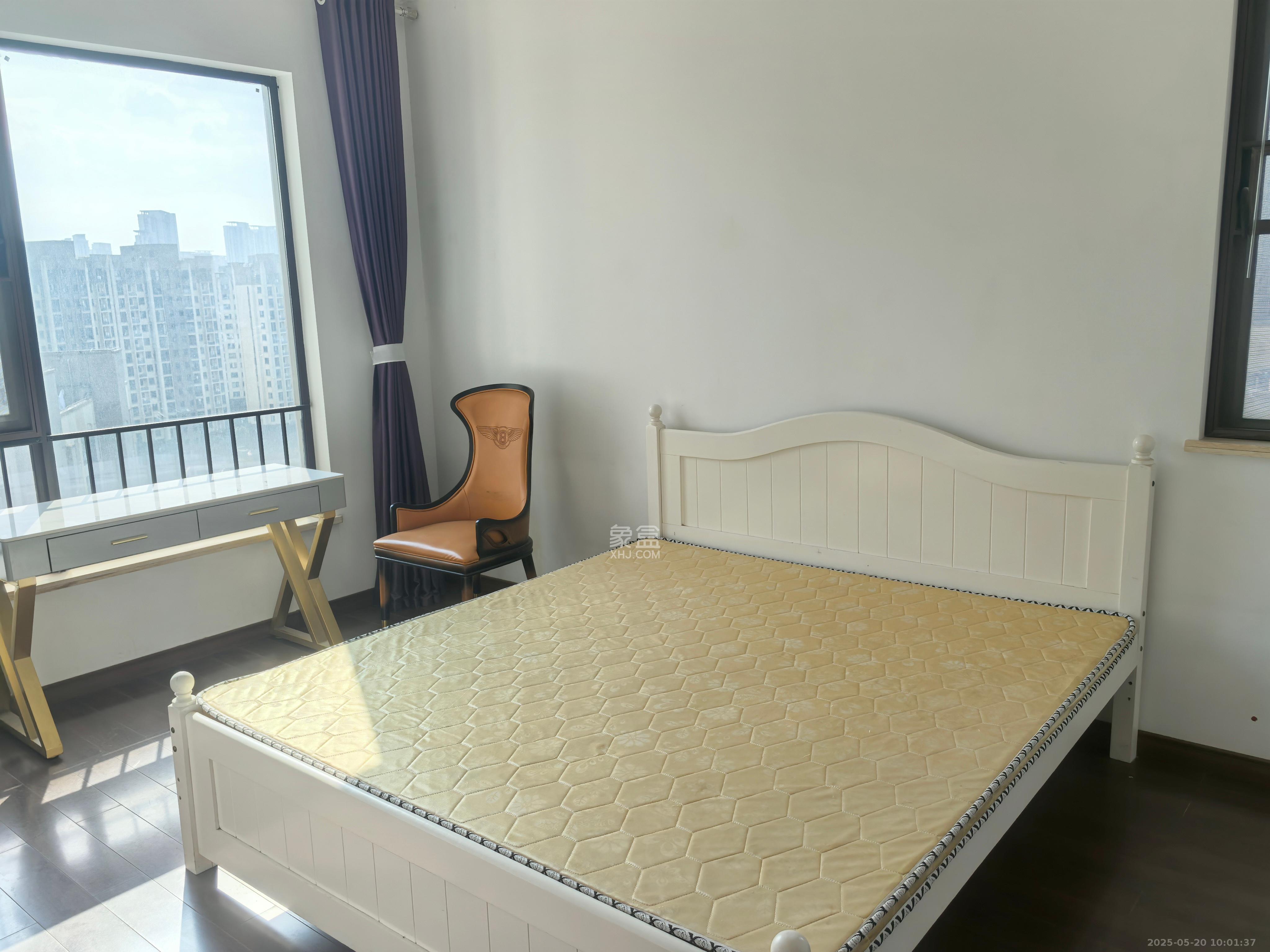 万科里梅溪郡  3室2厅2卫    3500.0元/月 万科里梅溪郡  3室2厅2卫    3500.0元/月室内图