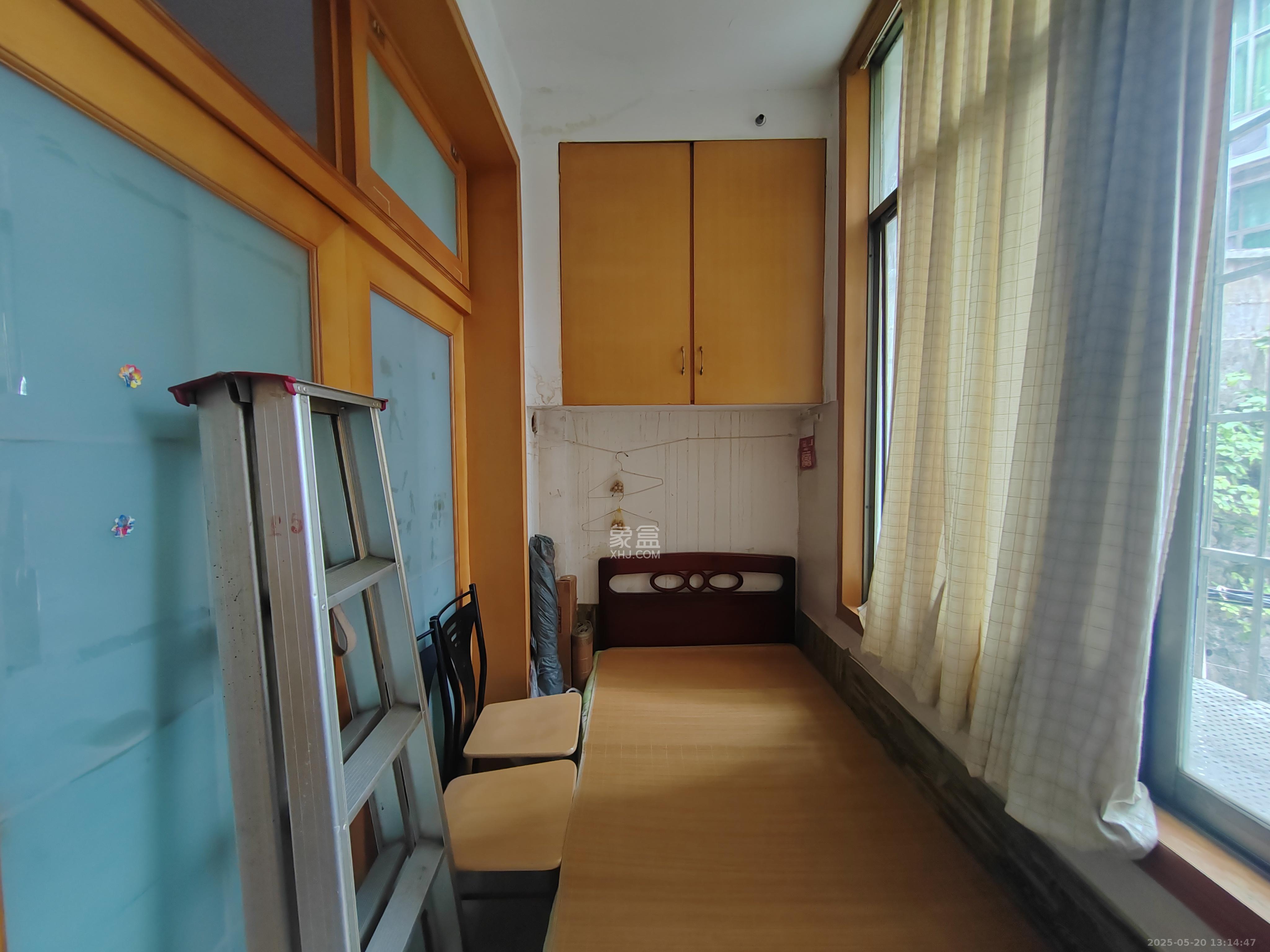 东瓜山三村(东电社区)  2室1厅1卫   1300.00元/月室内图