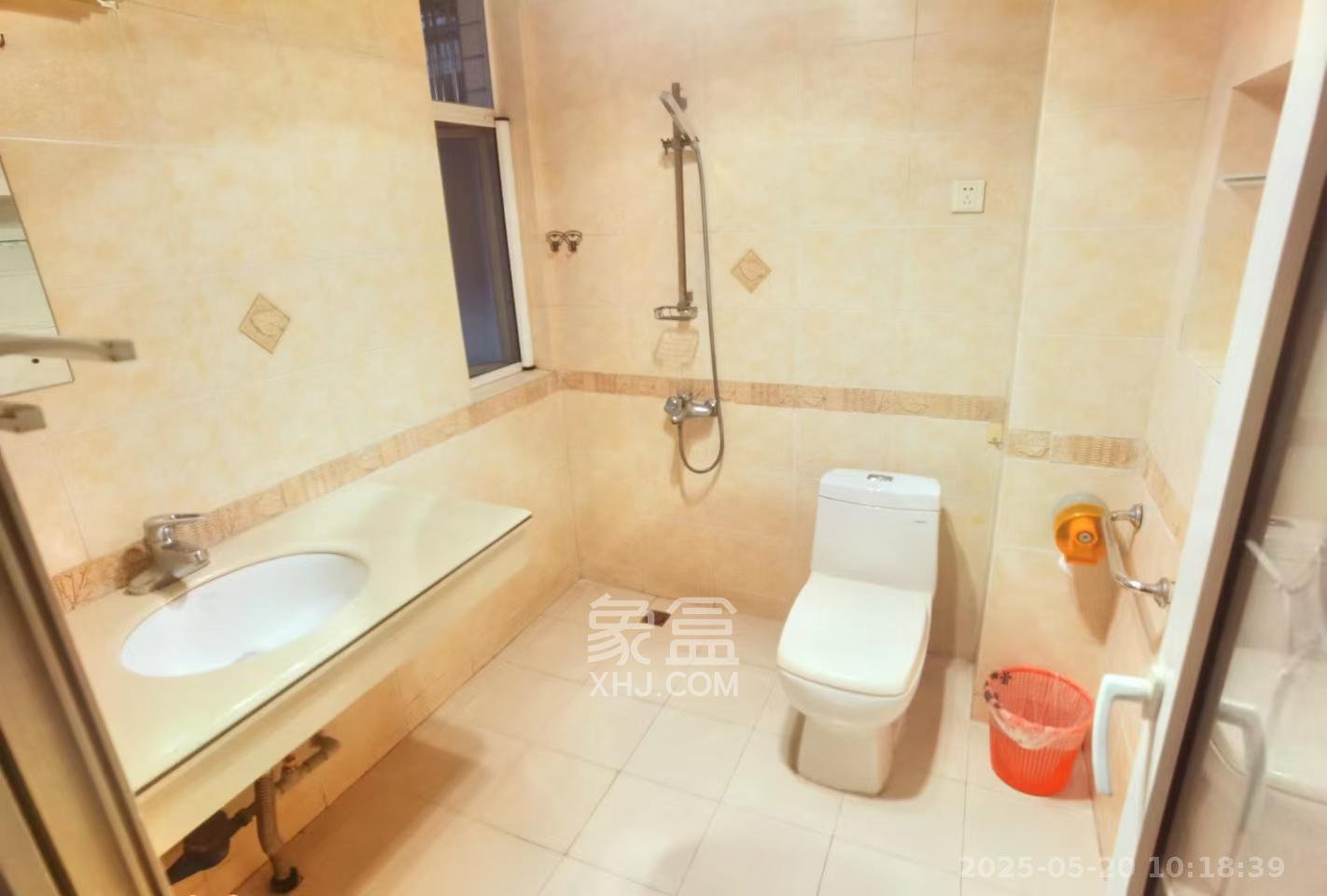 运通馨苑 2室2厅1卫 2800.0元/月 运通馨苑 2室2厅1卫 2800.0元/月室内图