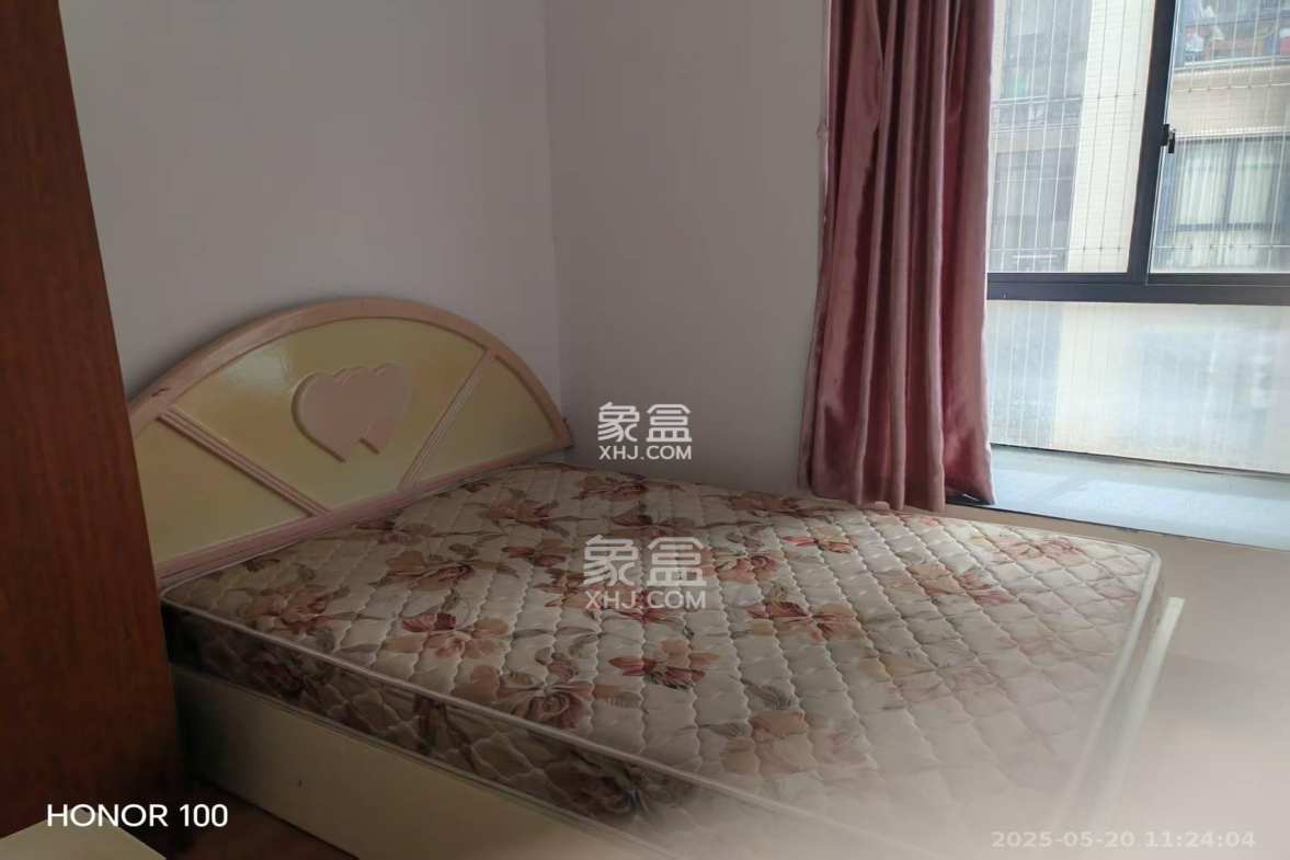 城南故事家园  3室2厅1卫    2100.0元/月 城南故事家园  3室2厅1卫    2100.0元/月室内图