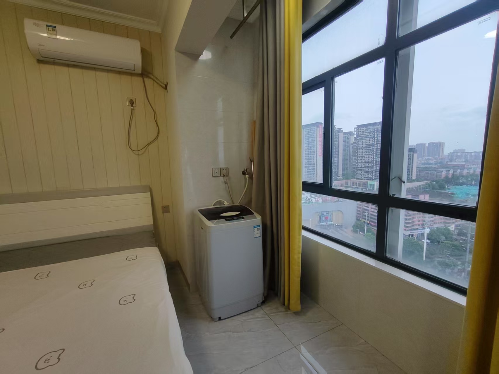 梓山湖公馆 1室1厅1卫 1300.0元/月 梓山湖公馆 1室1厅1卫 1300.0元/月室内图