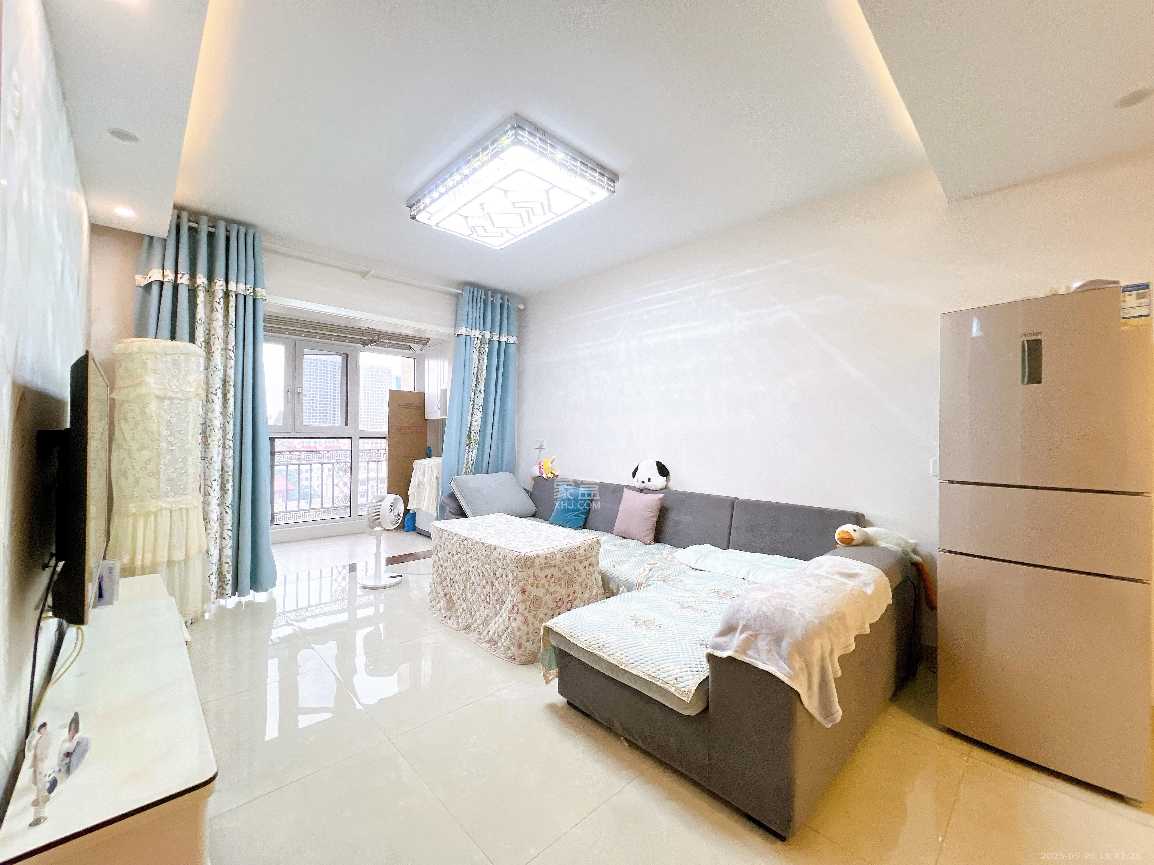 上园商住小区 3室2厅1卫 3200.0元/月 上园商住小区 3室2厅1卫 3200.0元/月室内图