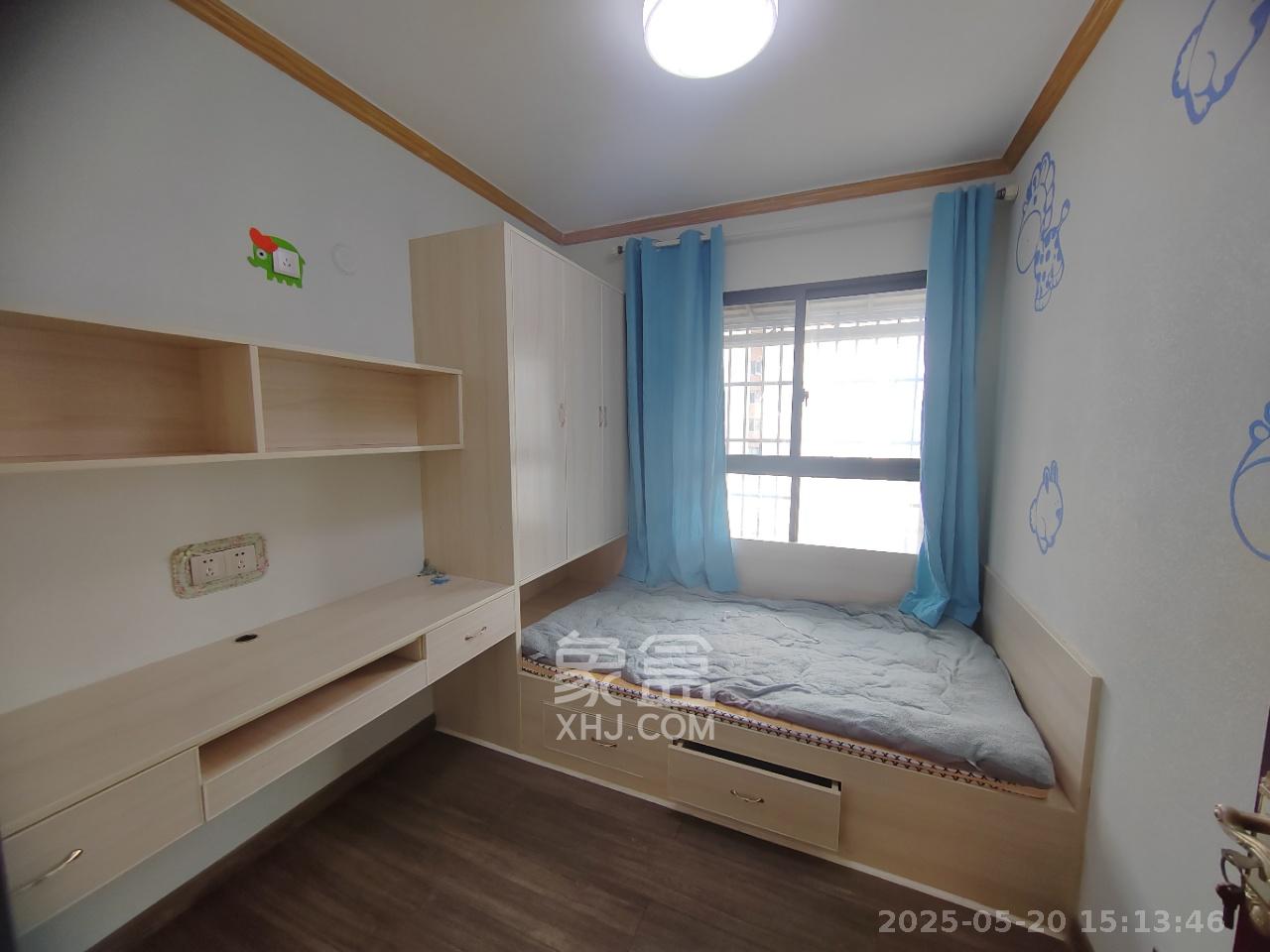 星湖湾一期高层  3室2厅1卫   2500.00元/月室内图