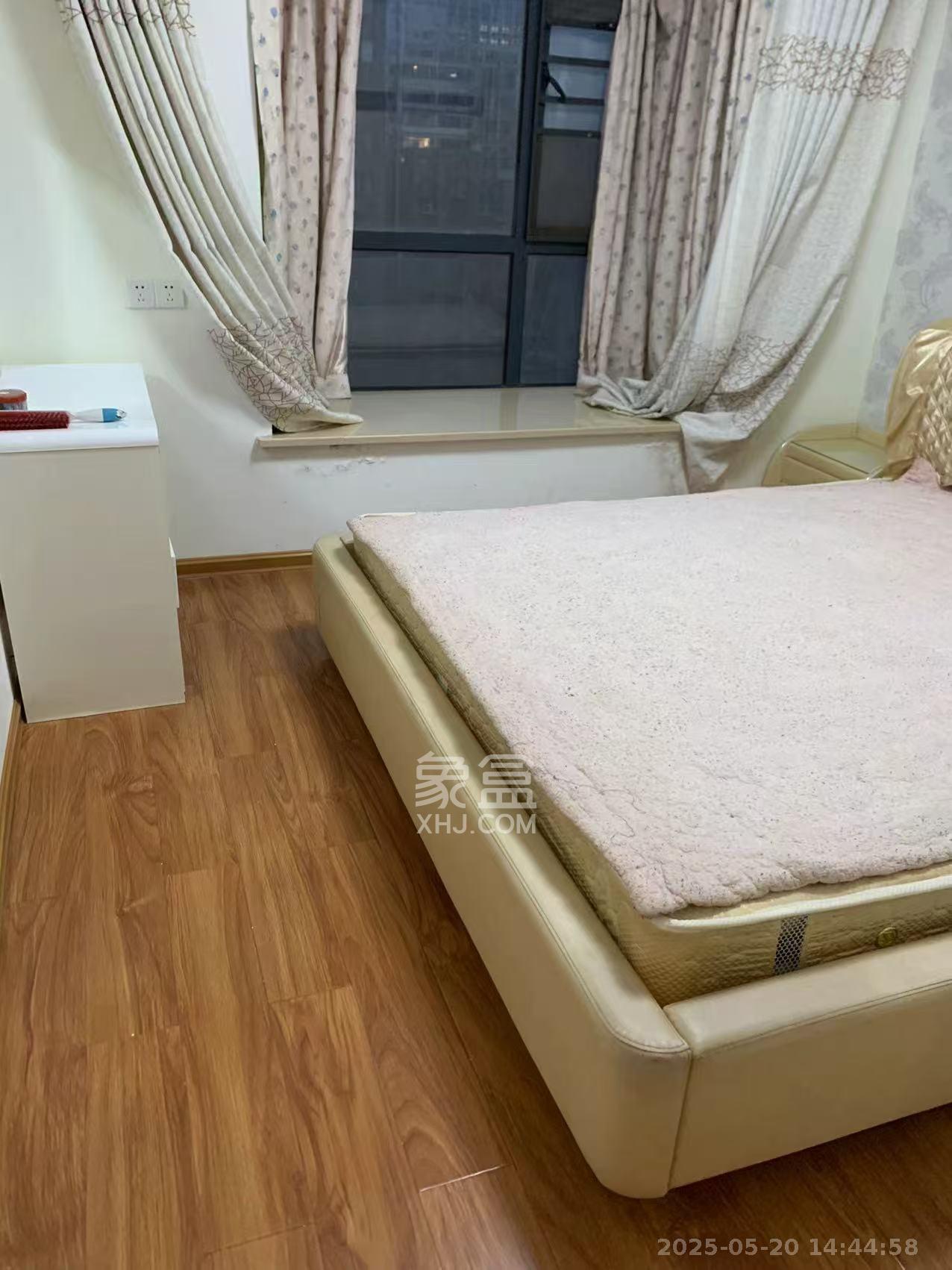 万芙锦城  3室2厅1卫    2400.0元/月 万芙锦城  3室2厅1卫    2400.0元/月室内图