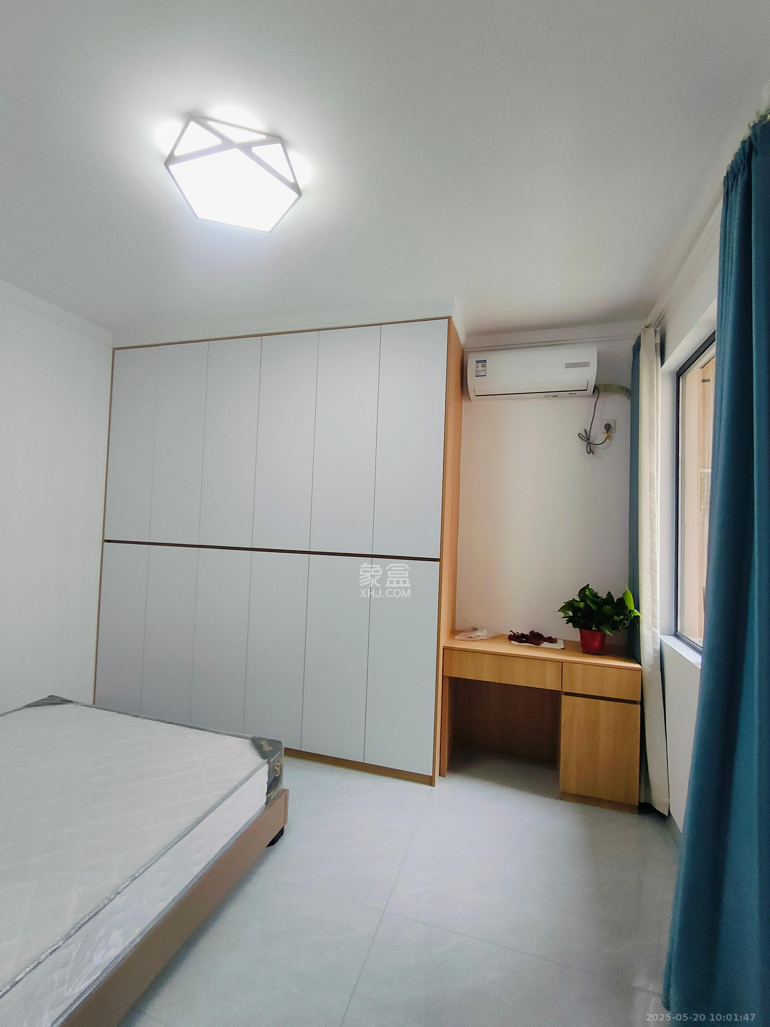 先锋新宇  2室2厅1卫   2000.00元/月室内图