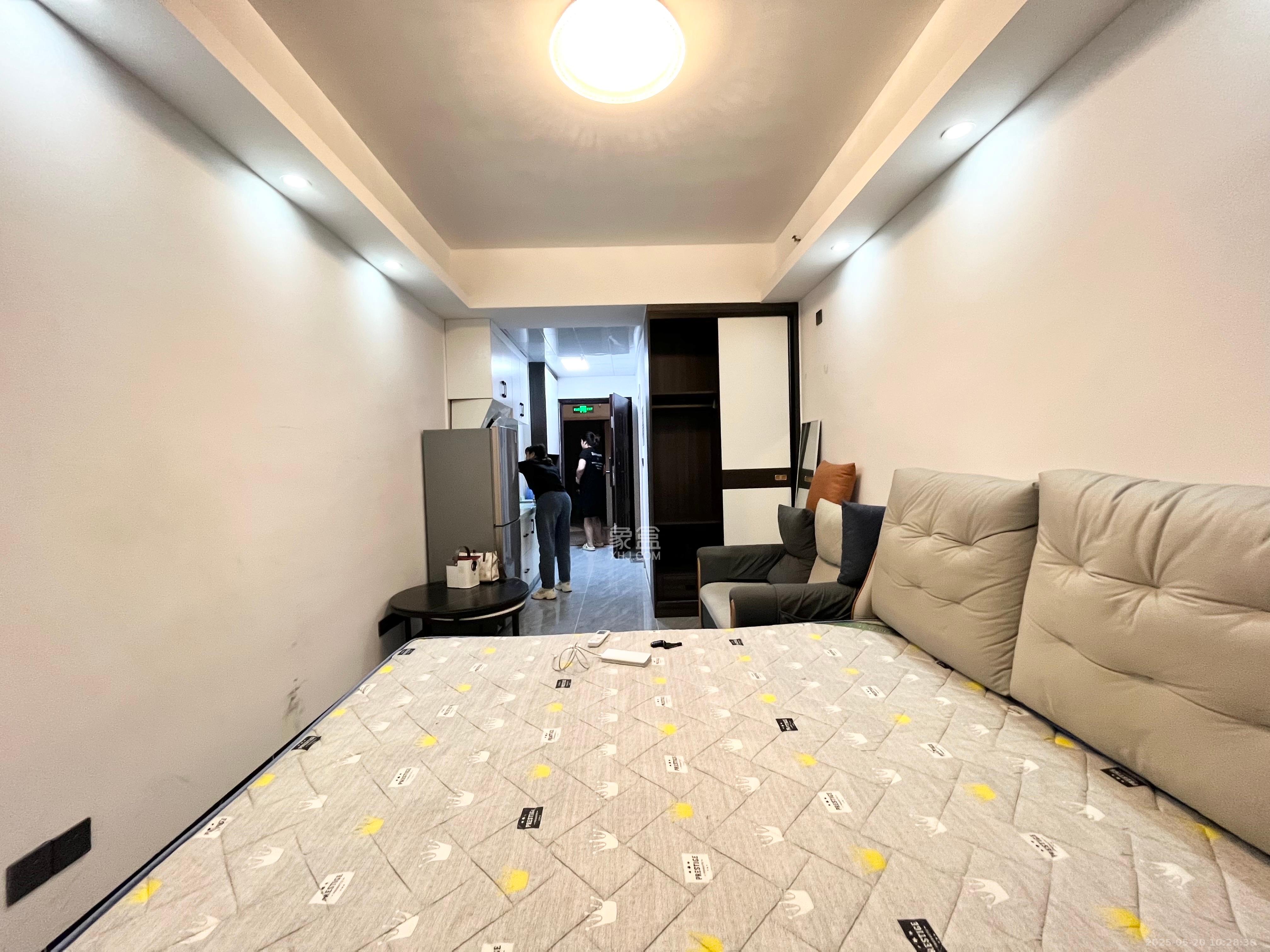 保利麓谷林语I区  1室0厅0卫   1500.00元/月室内图