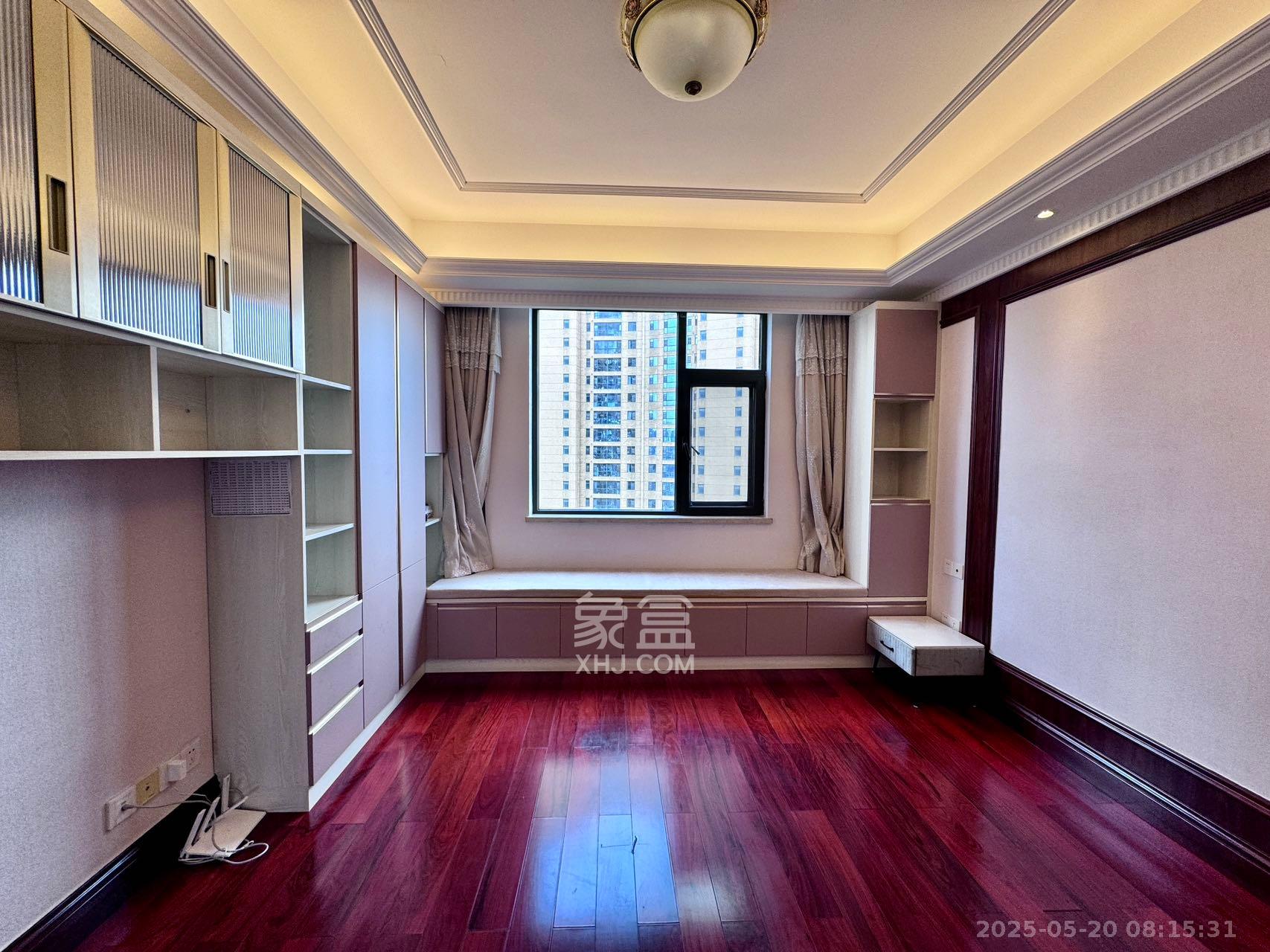 运达中央广场一、二期 5室2厅5卫 21800.0元/月 运达中央广场一、二期 5室2厅5卫 21800.0元/月室内图