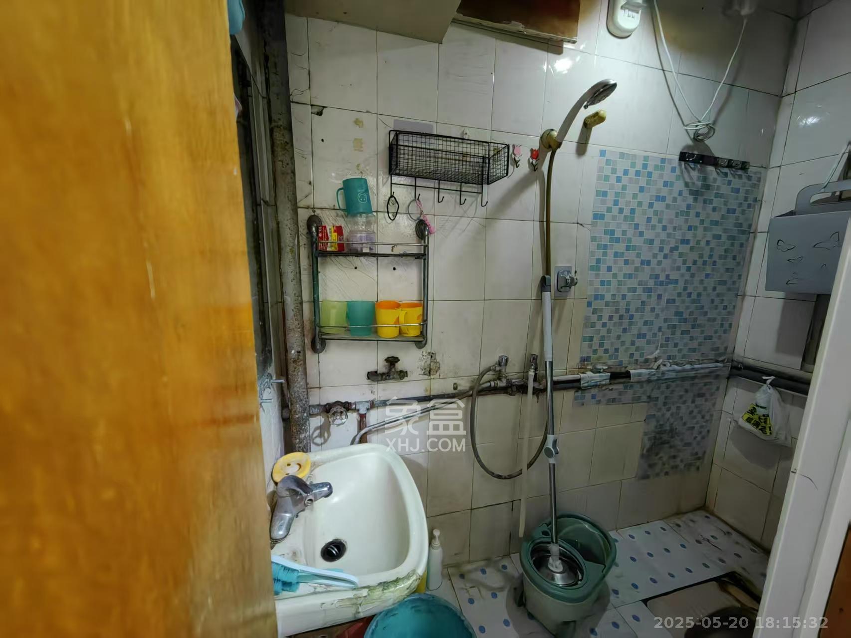 省进出口公司宿舍 2室1厅1卫 1000.0元/月 省进出口公司宿舍 2室1厅1卫 1000.0元/月室内图