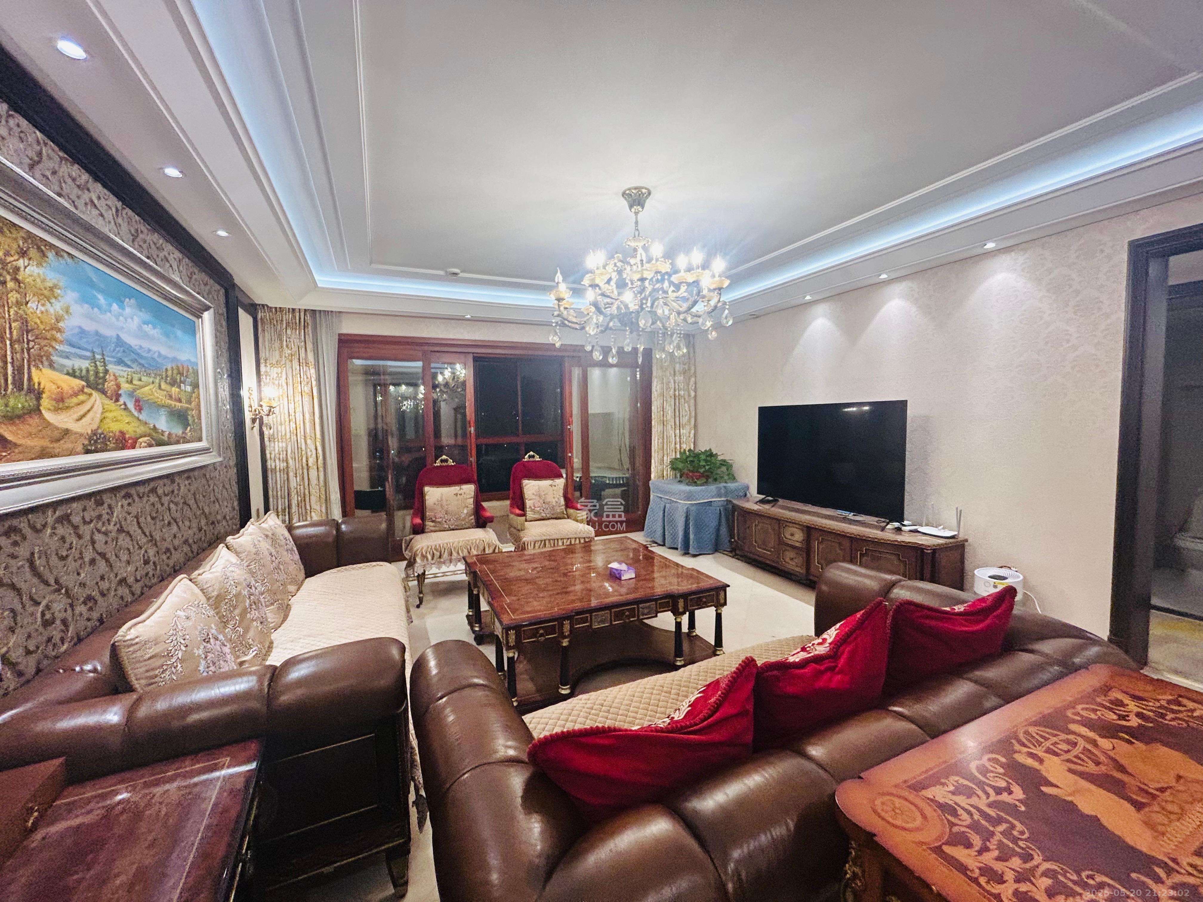 梅溪湖金茂府(金茂广场)(金茂览秀城) 4室2厅3卫 10000.0元/月 梅溪湖金茂府(金茂广场)(金茂览秀城) 4室2厅3卫 10000.0元/月室内图