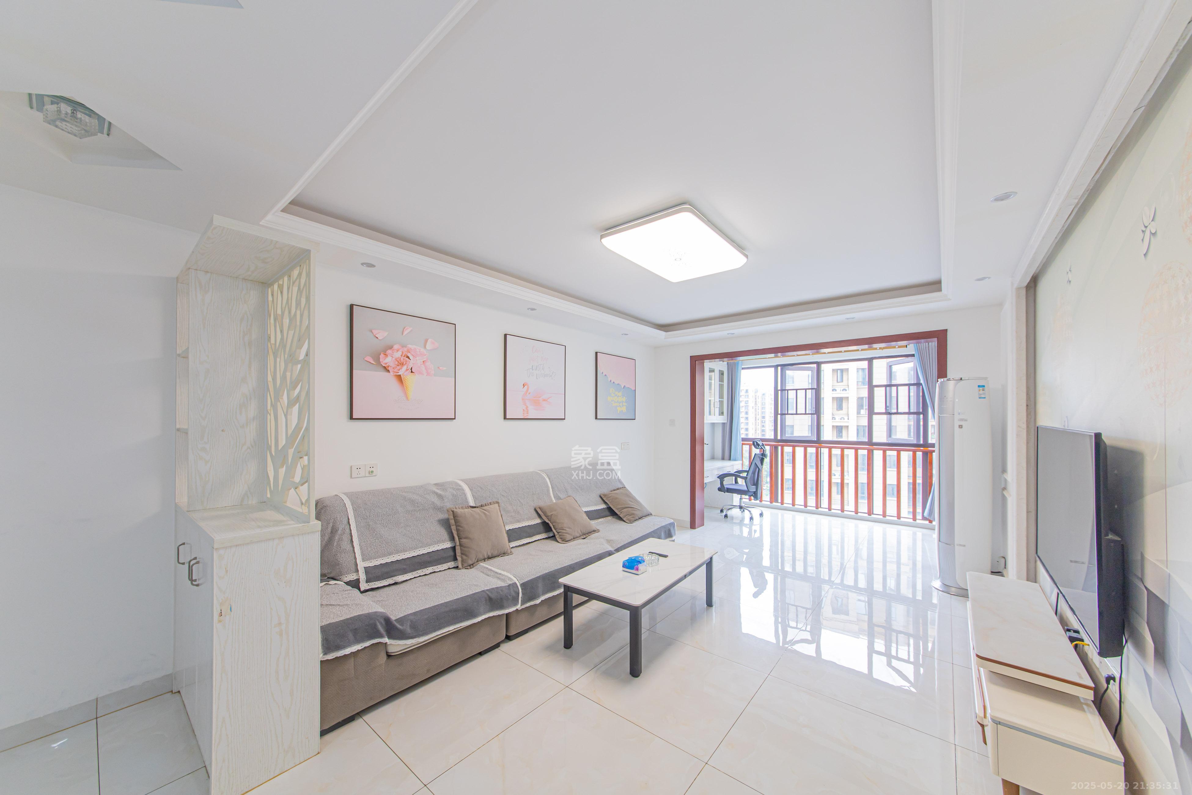 鑫远悦城(鑫远悦时代)  3室2厅1卫    103.0万 鑫远悦城(鑫远悦时代)  3室2厅1卫    103.0万客厅