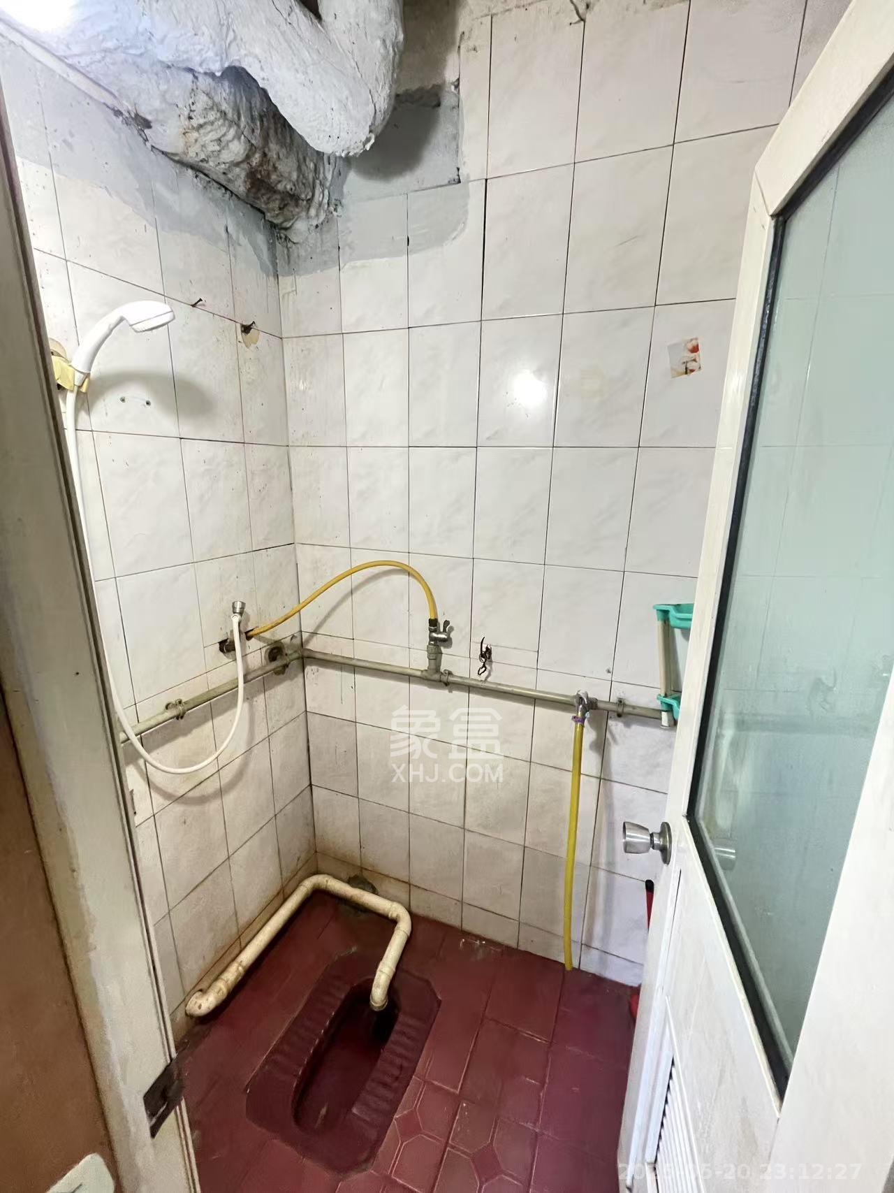 东玺门  2室2厅1卫   2800.00元/月室内图1