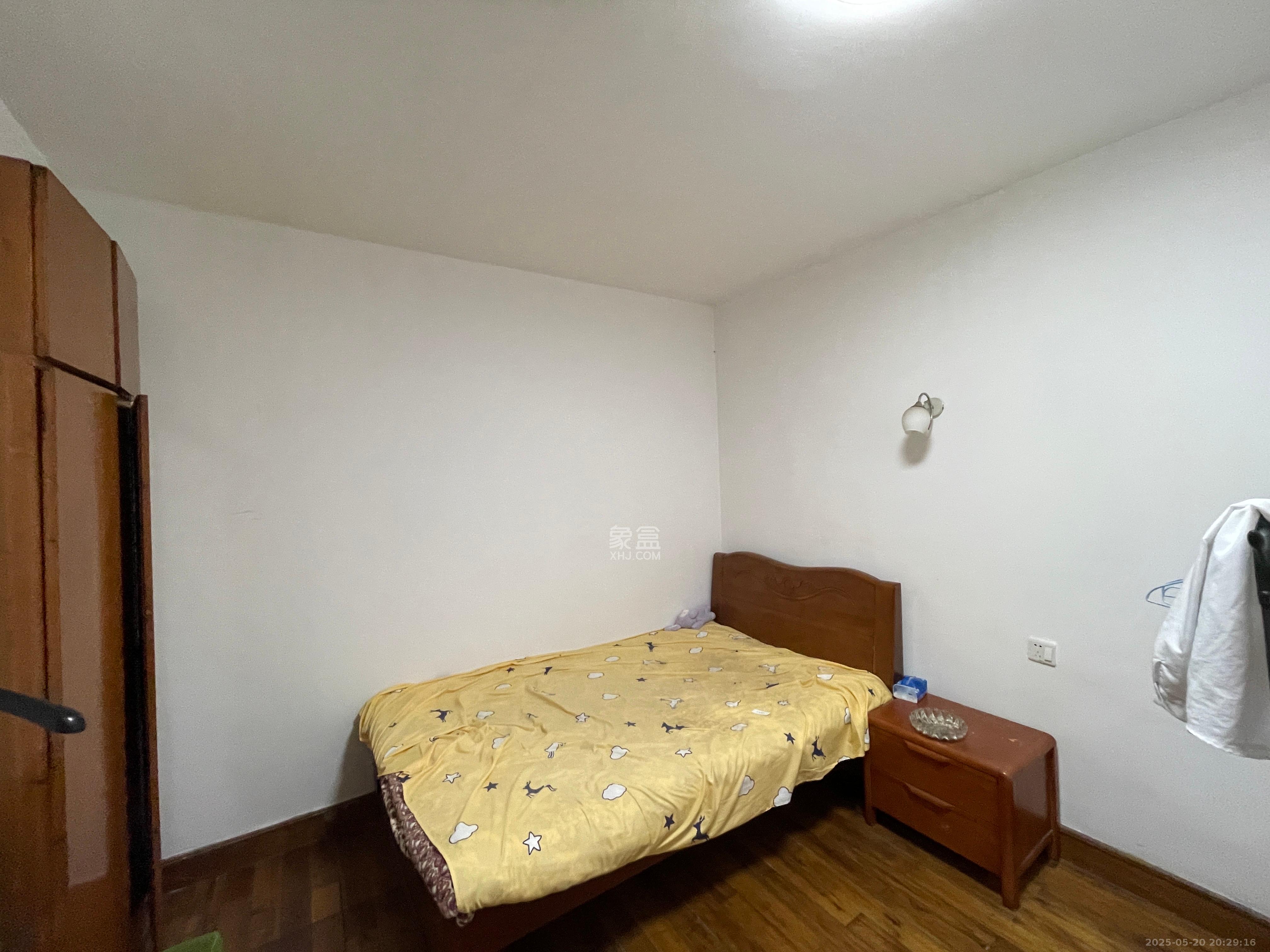 吉景小区  2室1厅1卫   2200.00元/月室内图
