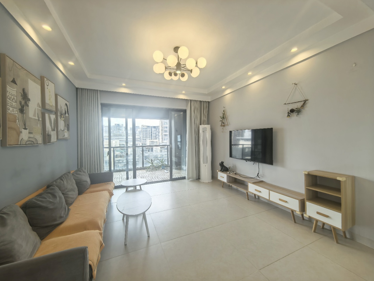 大华锦绣海岸二期 3室2厅2卫 3500.0元/月 大华锦绣海岸二期 3室2厅2卫 3500.0元/月室内图