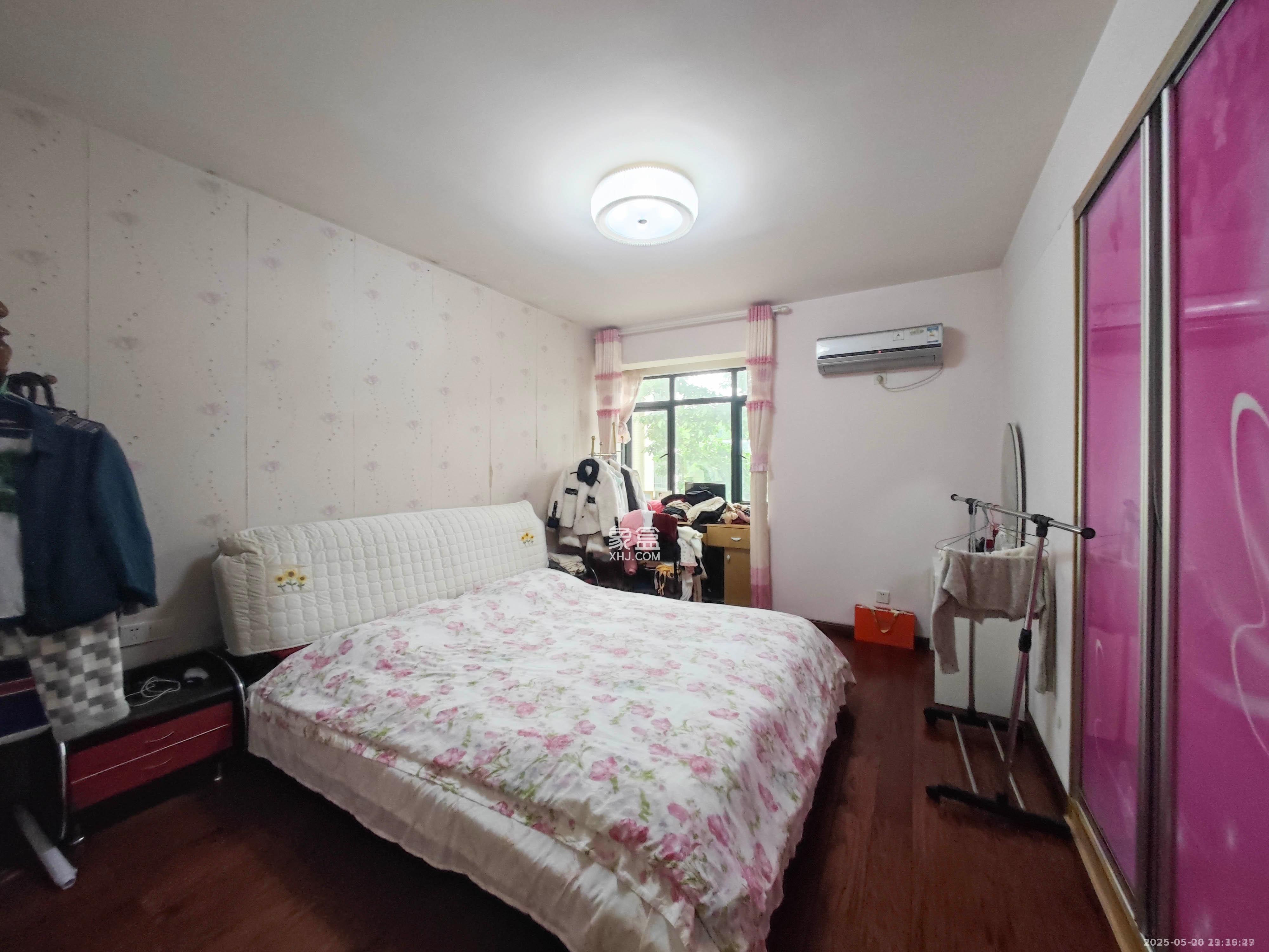 山水熙园 3室2厅2卫 2700.0元/月 山水熙园 3室2厅2卫 2700.0元/月室内图