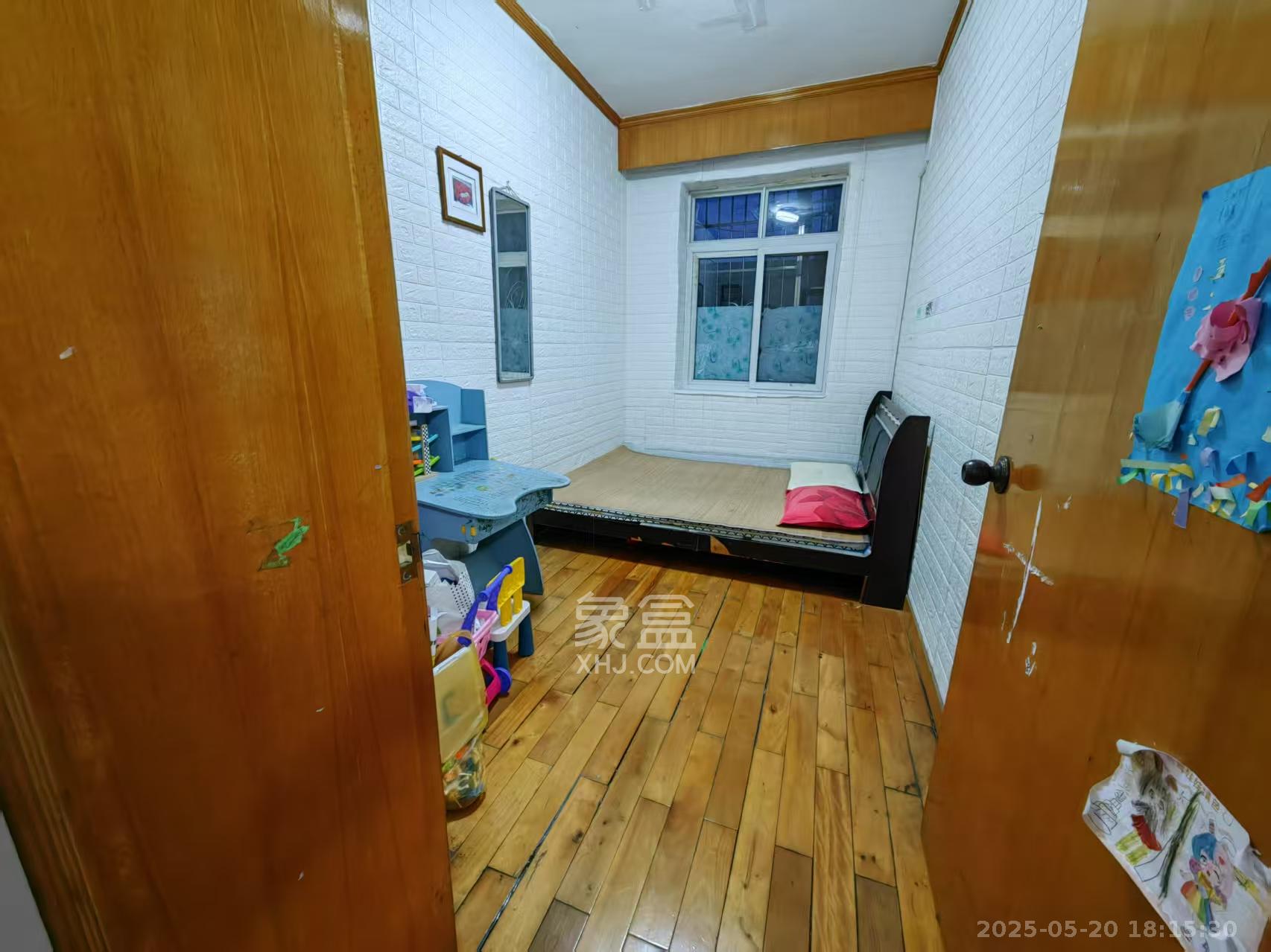 省进出口公司宿舍 2室1厅1卫 1000.0元/月 省进出口公司宿舍 2室1厅1卫 1000.0元/月室内图