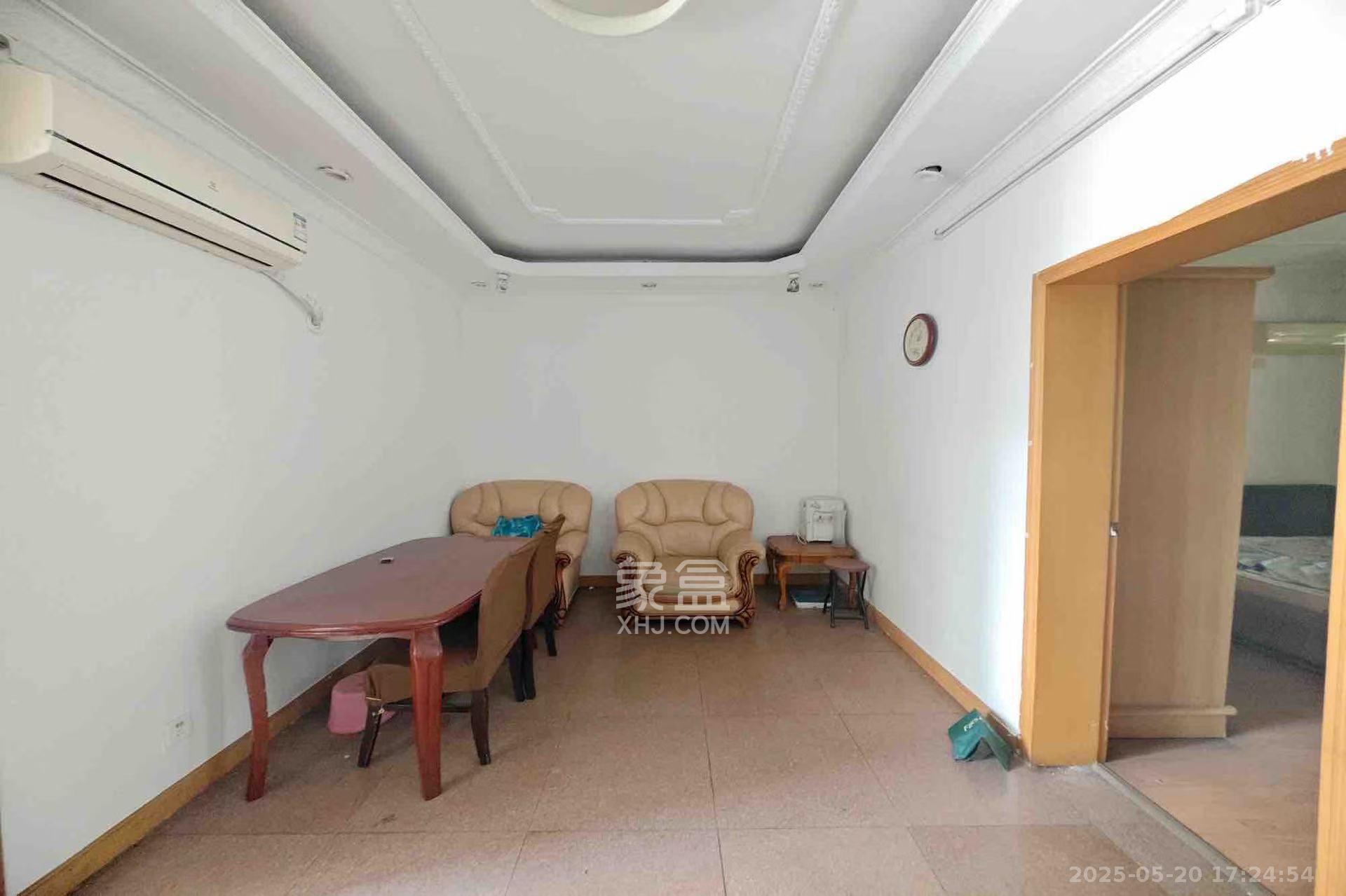 东塘电信宿舍 2室1厅1卫 1400.0元/月 东塘电信宿舍 2室1厅1卫 1400.0元/月室内图