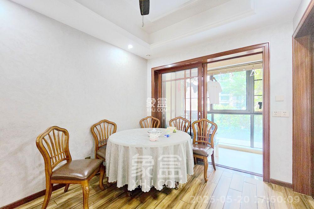 明昇壹城(明昇时代广场)一期 4室2厅2卫 5000.0元/月 明昇壹城(明昇时代广场)一期 4室2厅2卫 5000.0元/月室内图