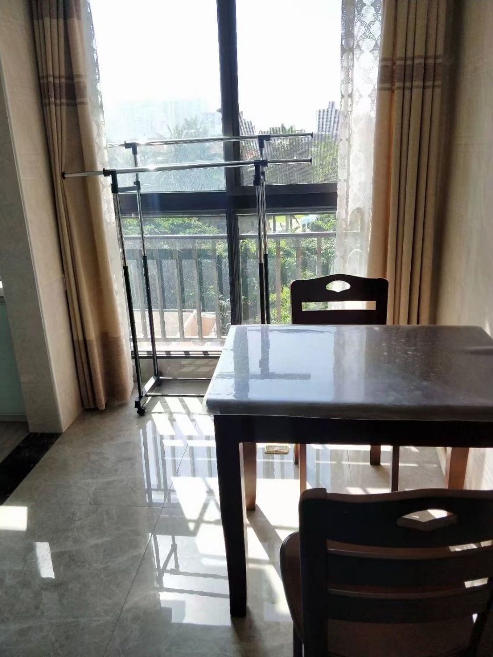 国贸城市花园 1室1厅1卫 1800.0元/月 国贸城市花园 1室1厅1卫 1800.0元/月室内图