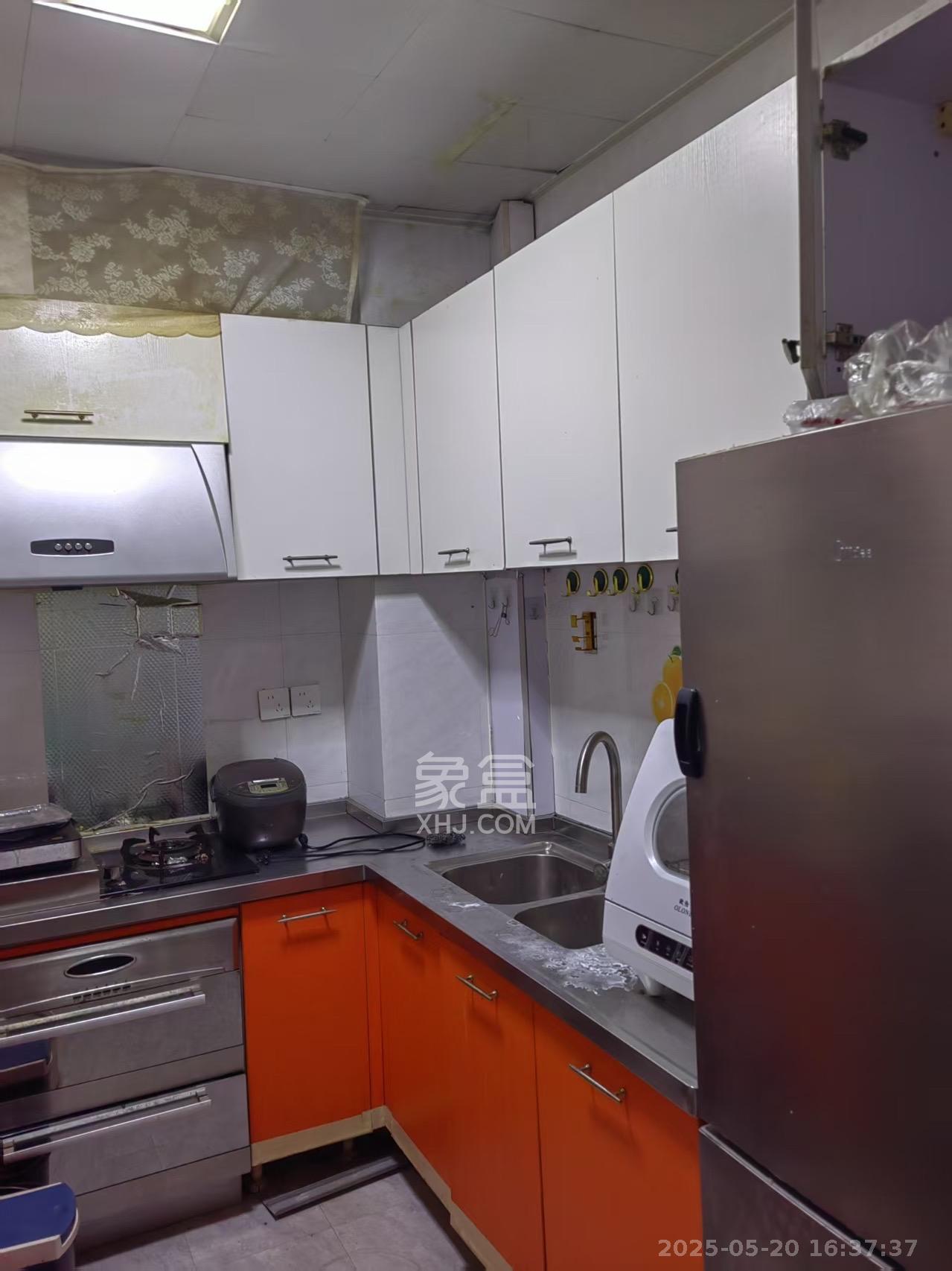 YO领域(领御大厦) 2室1厅1卫 2300.0元/月 YO领域(领御大厦) 2室1厅1卫 2300.0元/月室内图