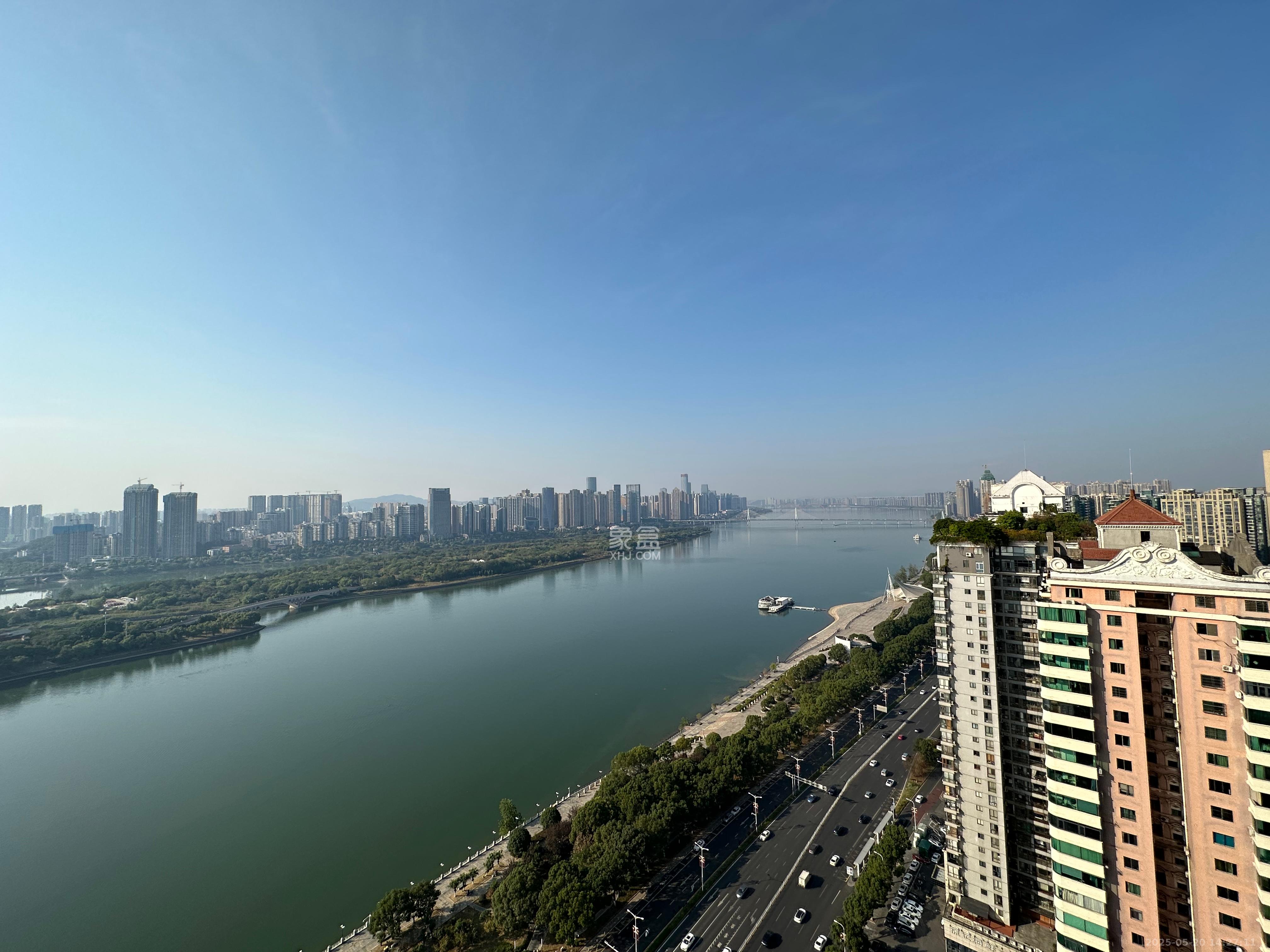 潮宗御苑 4室2厅2卫 6800.0元/月 潮宗御苑 4室2厅2卫 6800.0元/月室内图